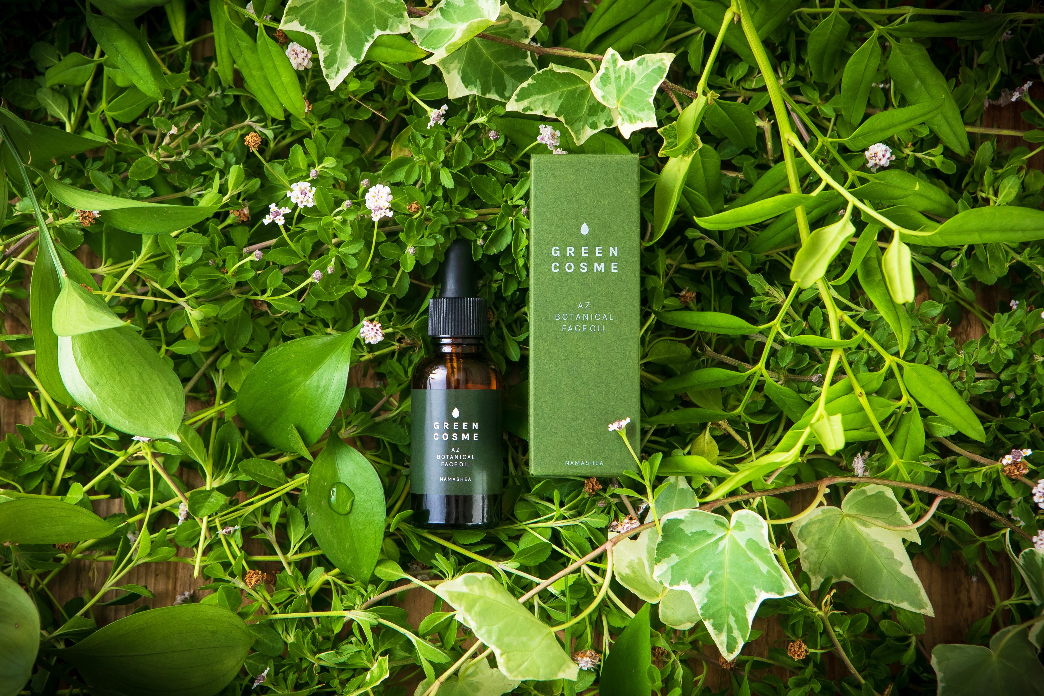 累計販売数27万本を突破！アゼライン酸新配合で毛穴レスのつるんっと