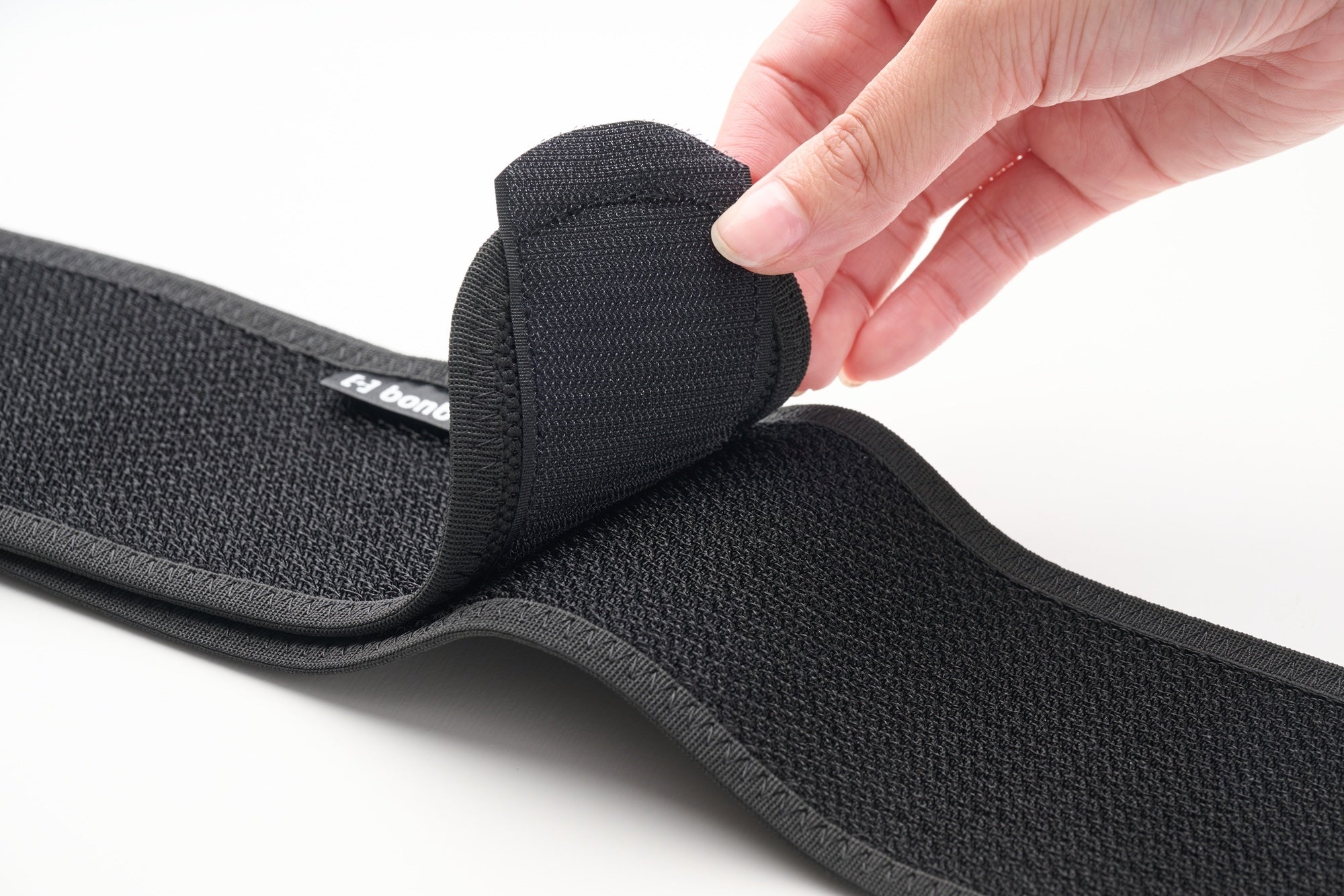 全面伸びる＆ピタッとくっつく素材で自由自在！2025年6月3日より