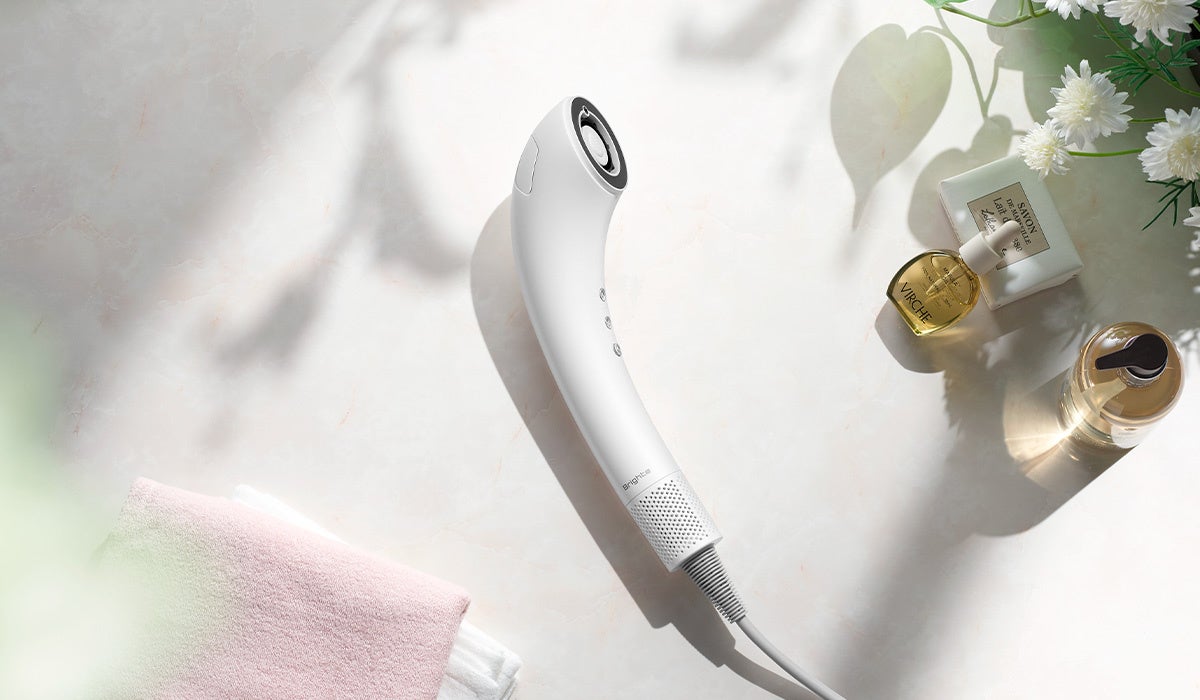 初のカラーラインナップ解禁！累計75万個突破の美容家電ブランド