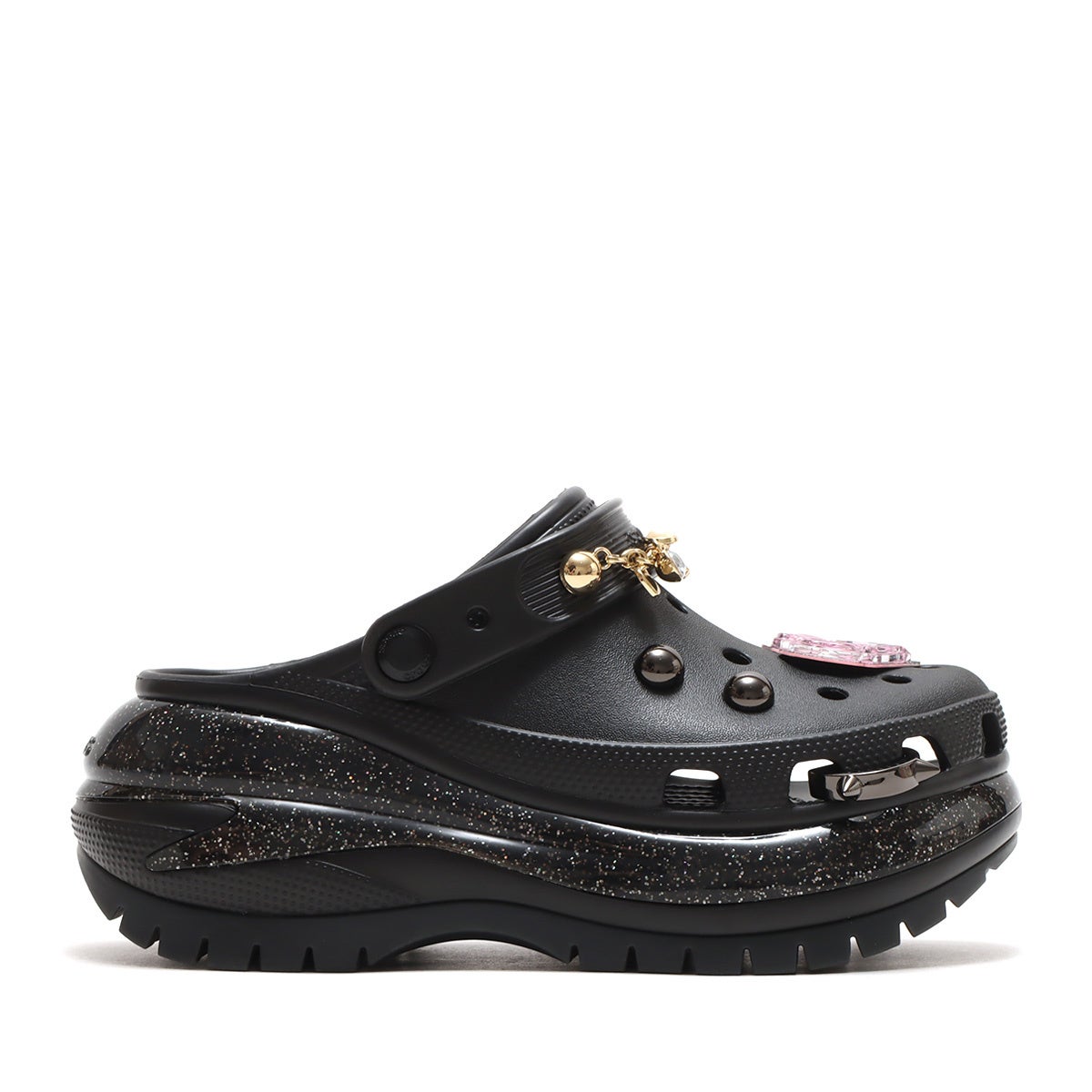 ファッションアイコニックなcrocs “MEGA CRUSH”からatmos pinkらしい