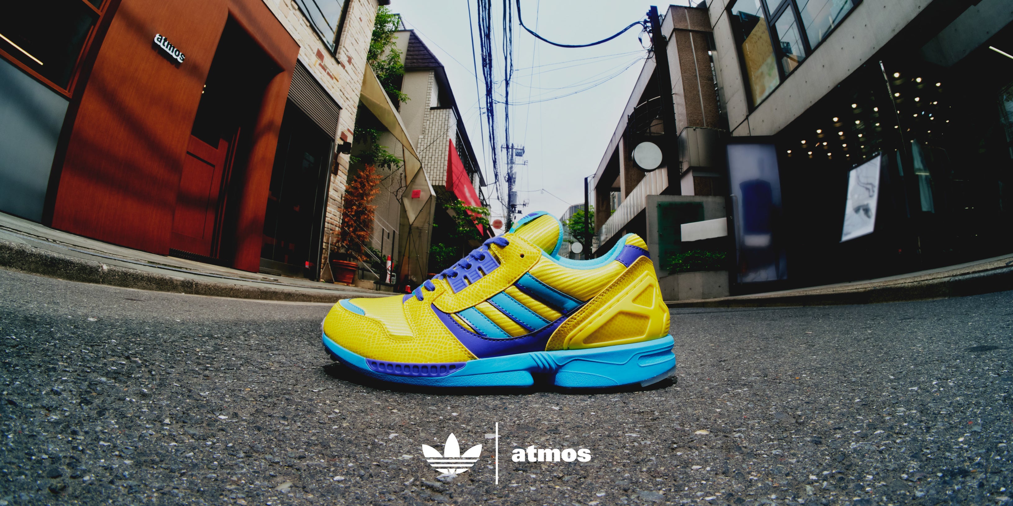atmos」と「adidas Originals」の名作別注シリーズ”ZX 8000”の10作目が