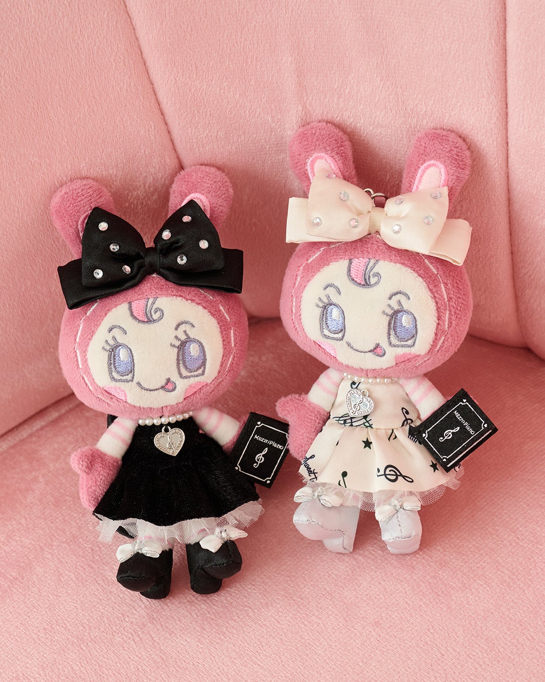 メゾピアノジュニアから、ブランド誕生25周年を記念し、ドレスアップ