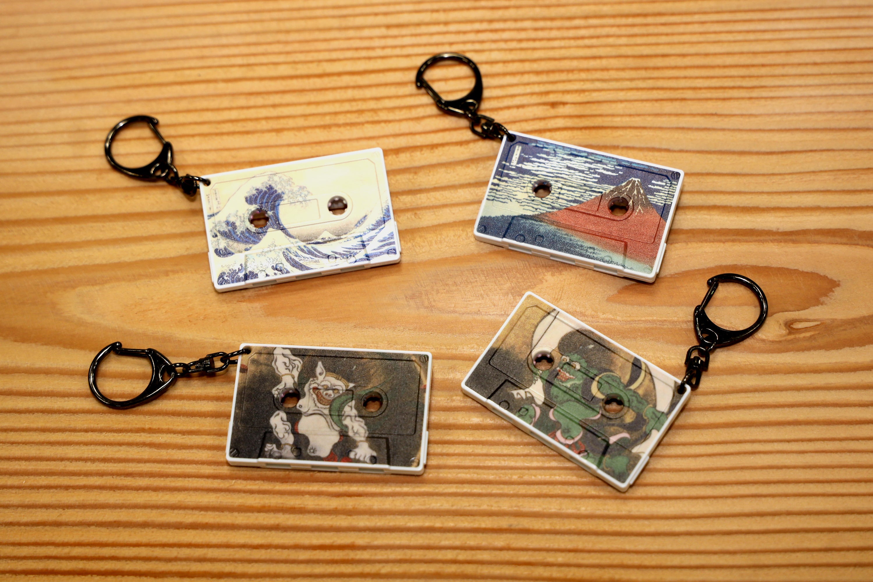 NFC内蔵キーホルダー「MUSIC TOUCH」、日本美術をモチーフにした新