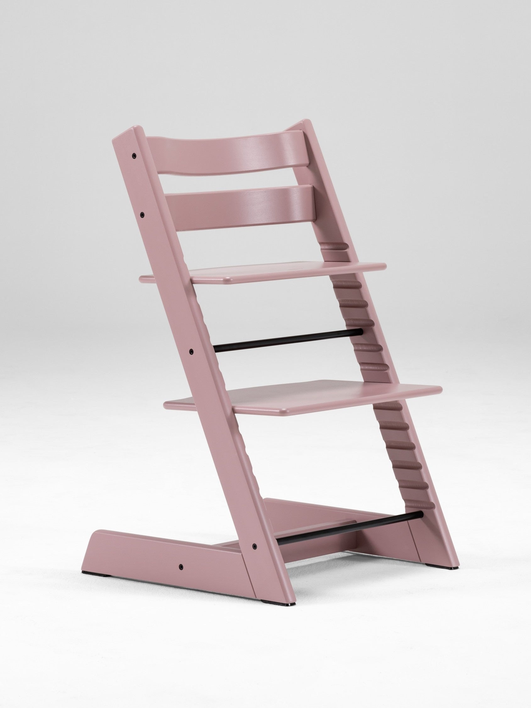 インテリアトレンドの最前線をお子さまの椅子に ー ストッケ「トリップ