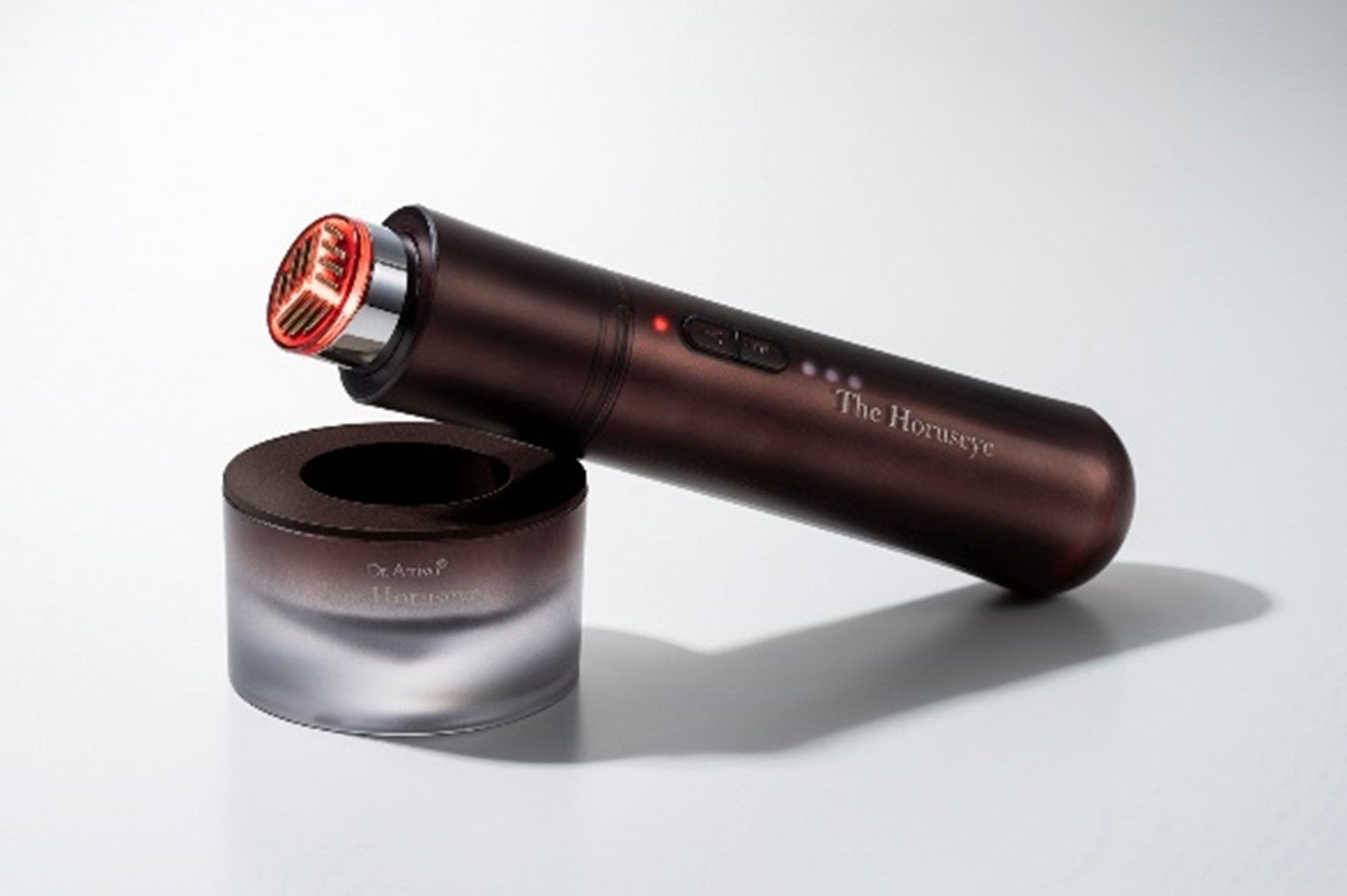 世界中で認められた美顔器メーカーARTISTIC&CO. GLOBALが”アーティ