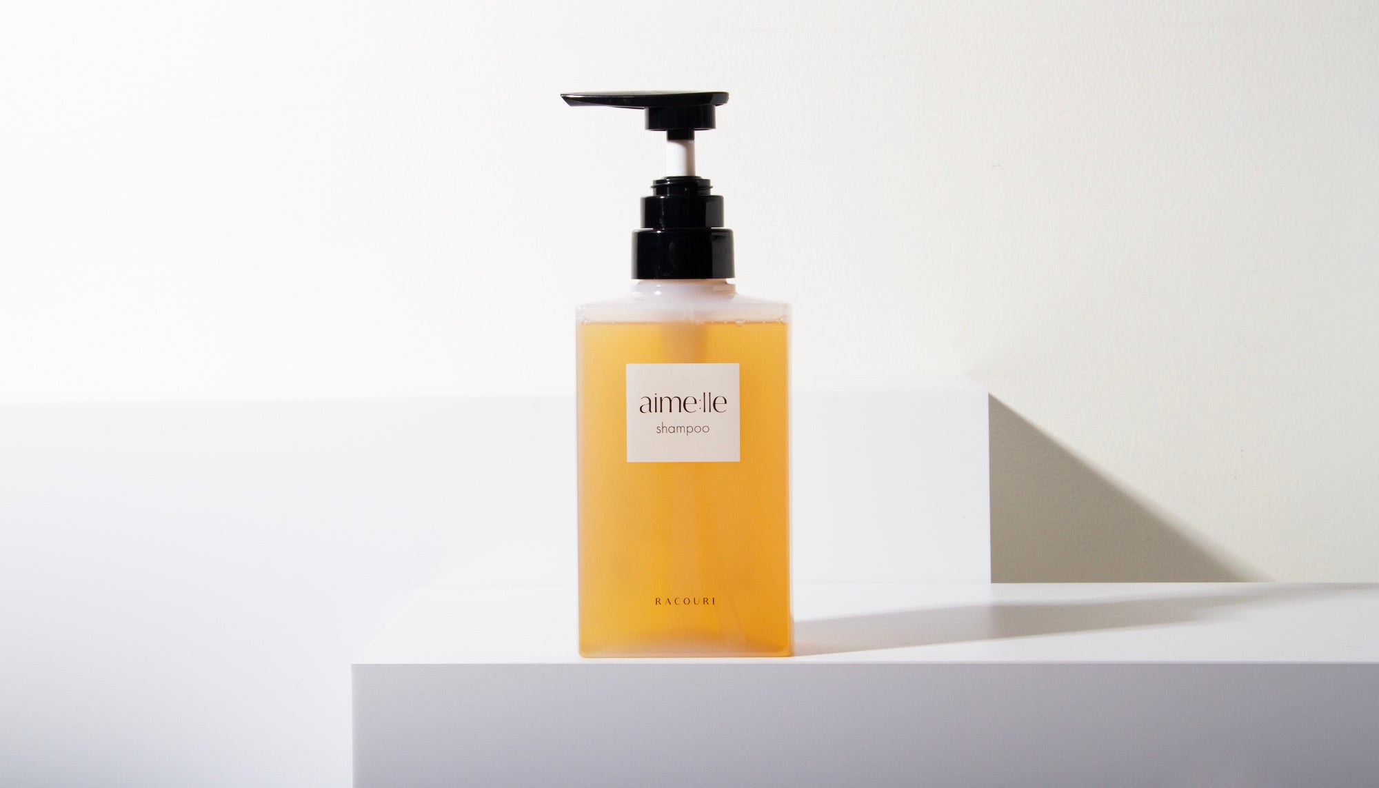 大人女性の髪のエイジングによる悩みに特化。 ヘアデザイナーが開発