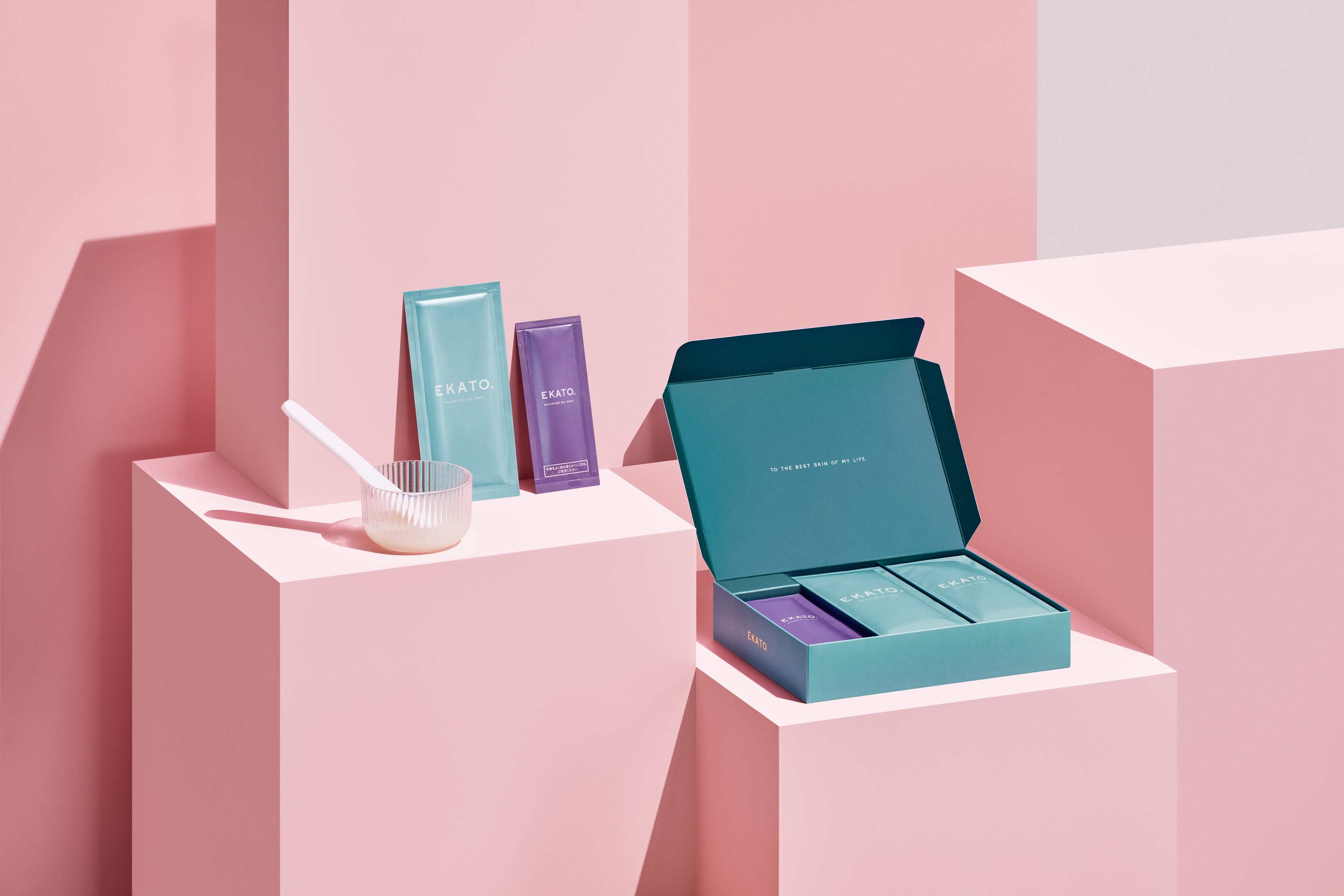 プロ級のケアを自宅で叶えるセルフケアブランド、EKATO（エカト）が1年