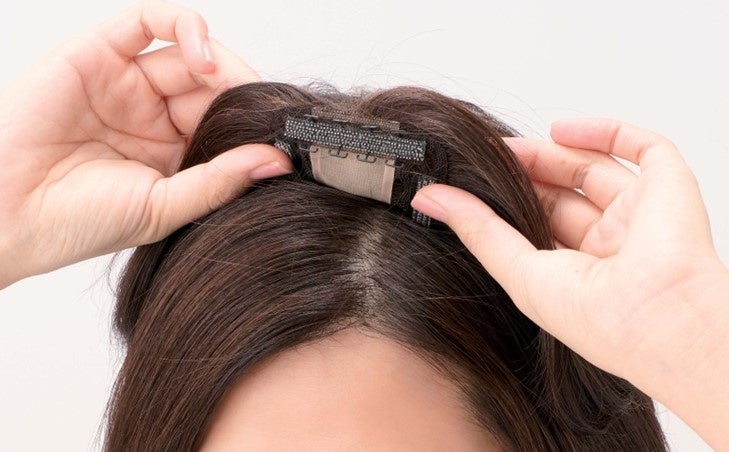 既製品ウィッグブランド ジュリア・オージェ】コンパクトサイズのピン