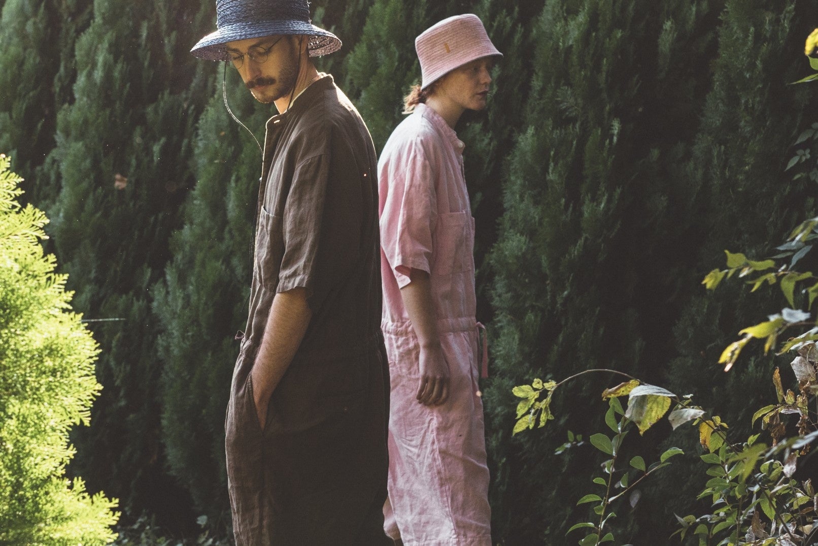 ユニセックスなジャンプスーツがネストローブ／コンフェクトより