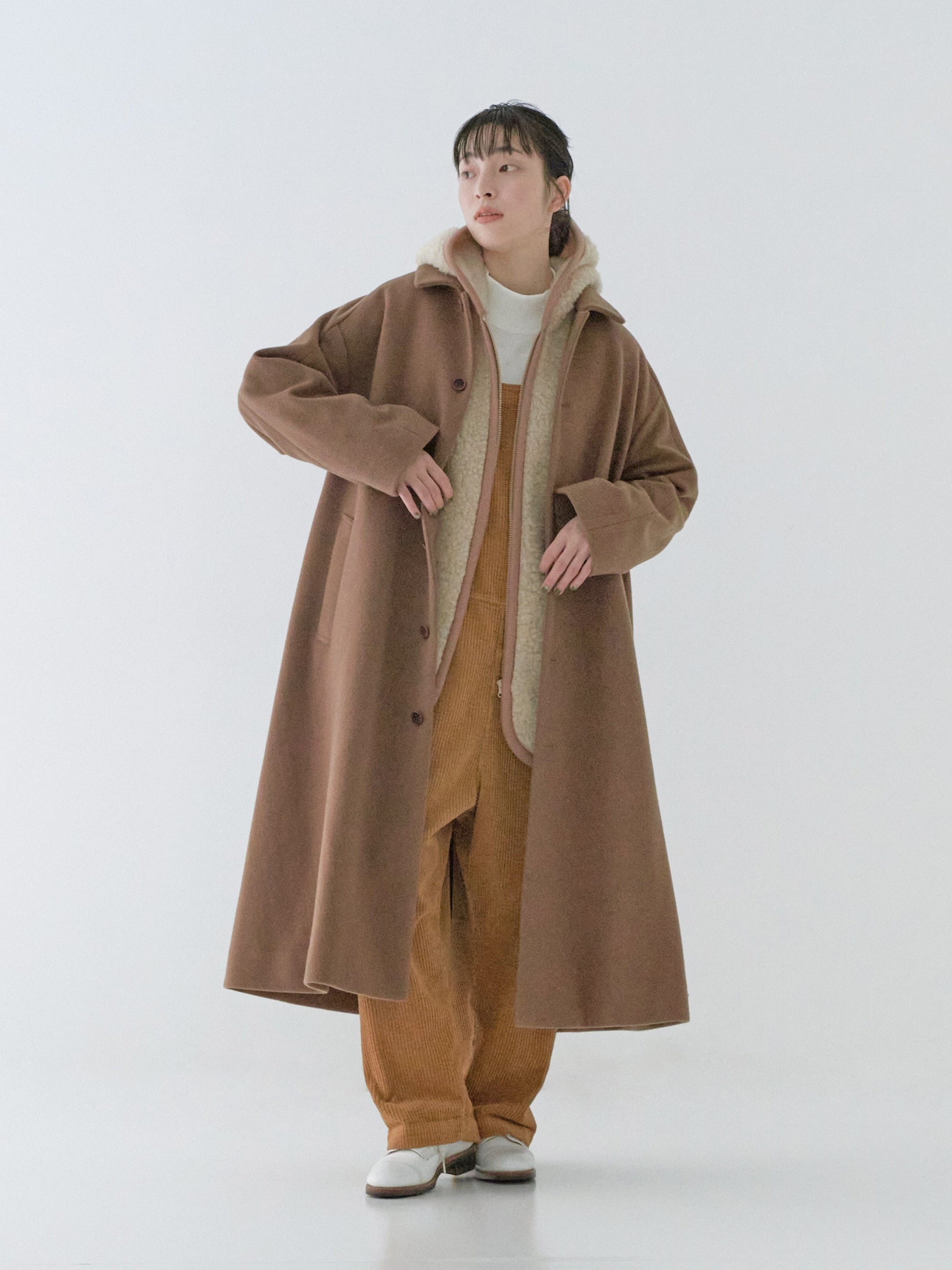 ファッションブランド「ネストローブ」より、柔らかな肌触りと軽やかな