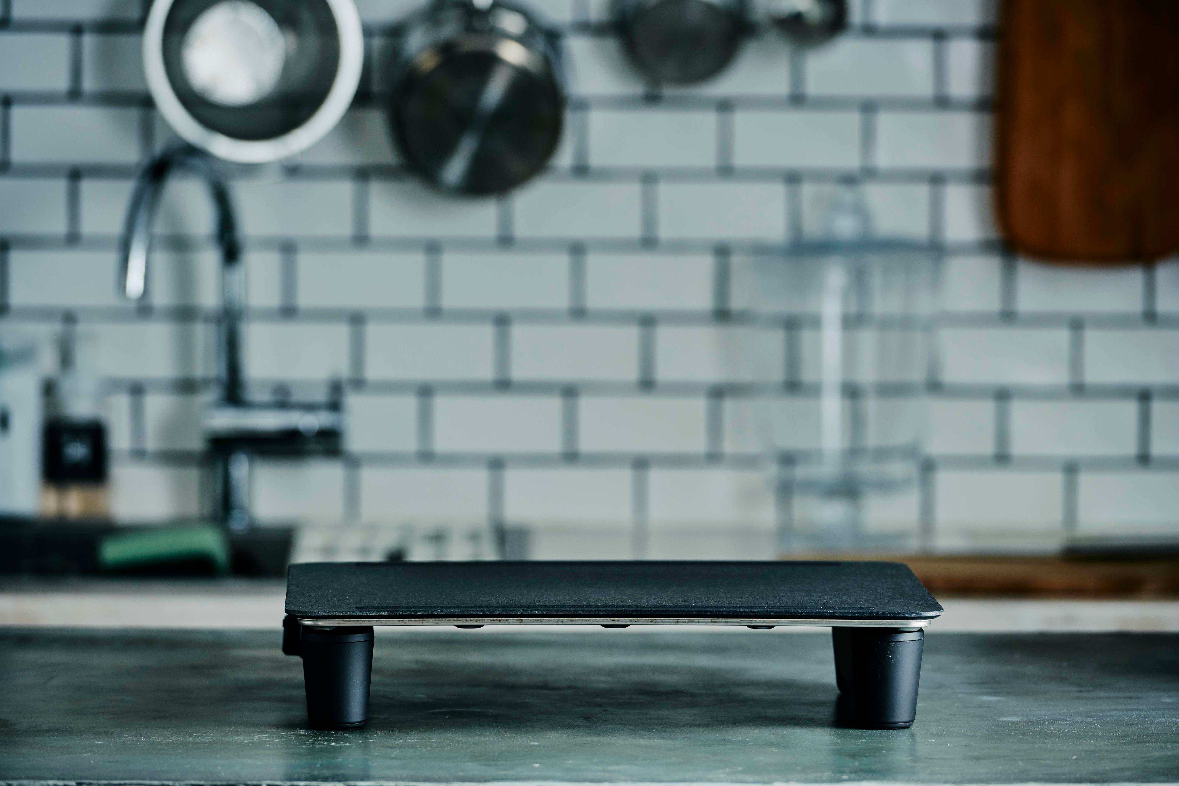 ホットプレート史上屈指の温度調整能力※1を実現した「abien MAGIC