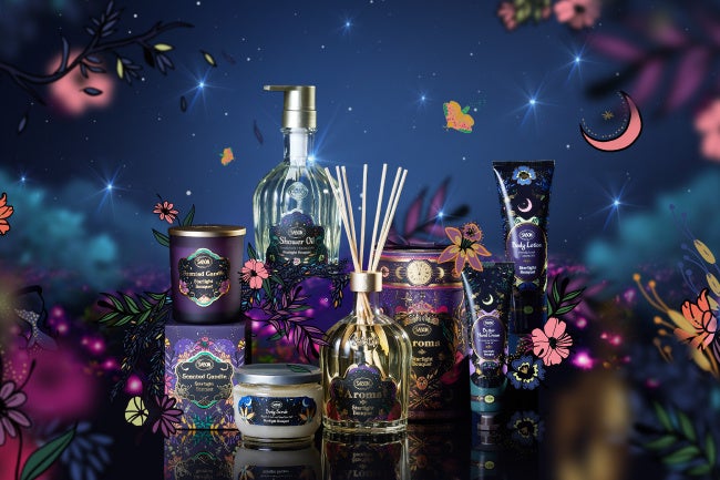 星影に花々が輝く、祝祭のイヴへ。真夜中に花開くきらめきに満ちた