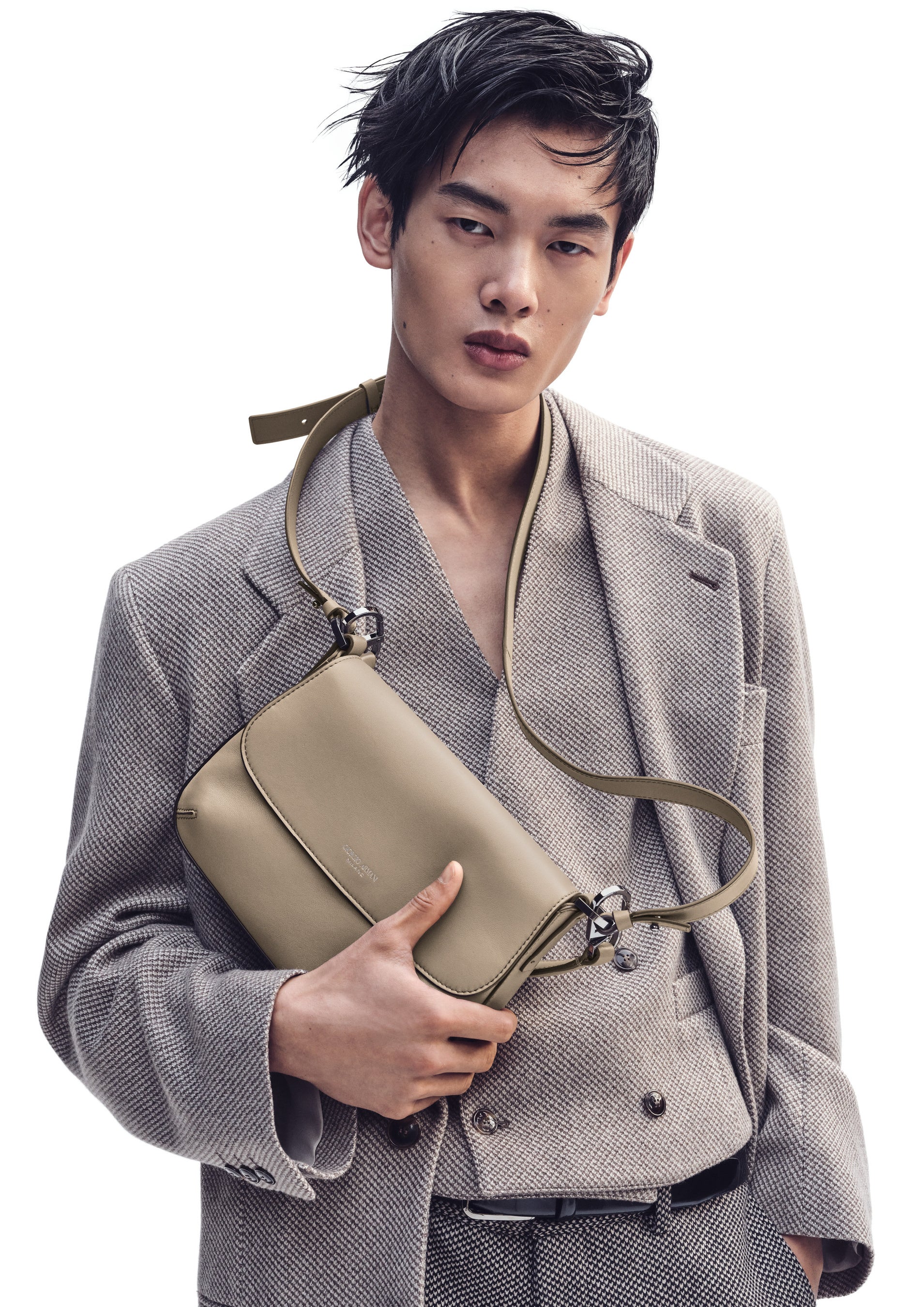 ジョルジオ アルマーニ】新作バッグ メンズ版ジョルジオ アルマーニ ラ