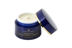 気になる乾燥に、手軽に潤いを届けられるスティック状美容液「D