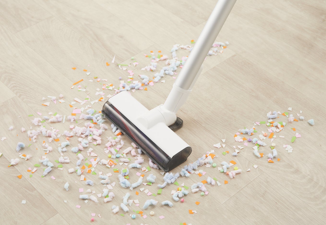 ニトリ】パワフルな吸引力と軽さを両立！コードレススティック