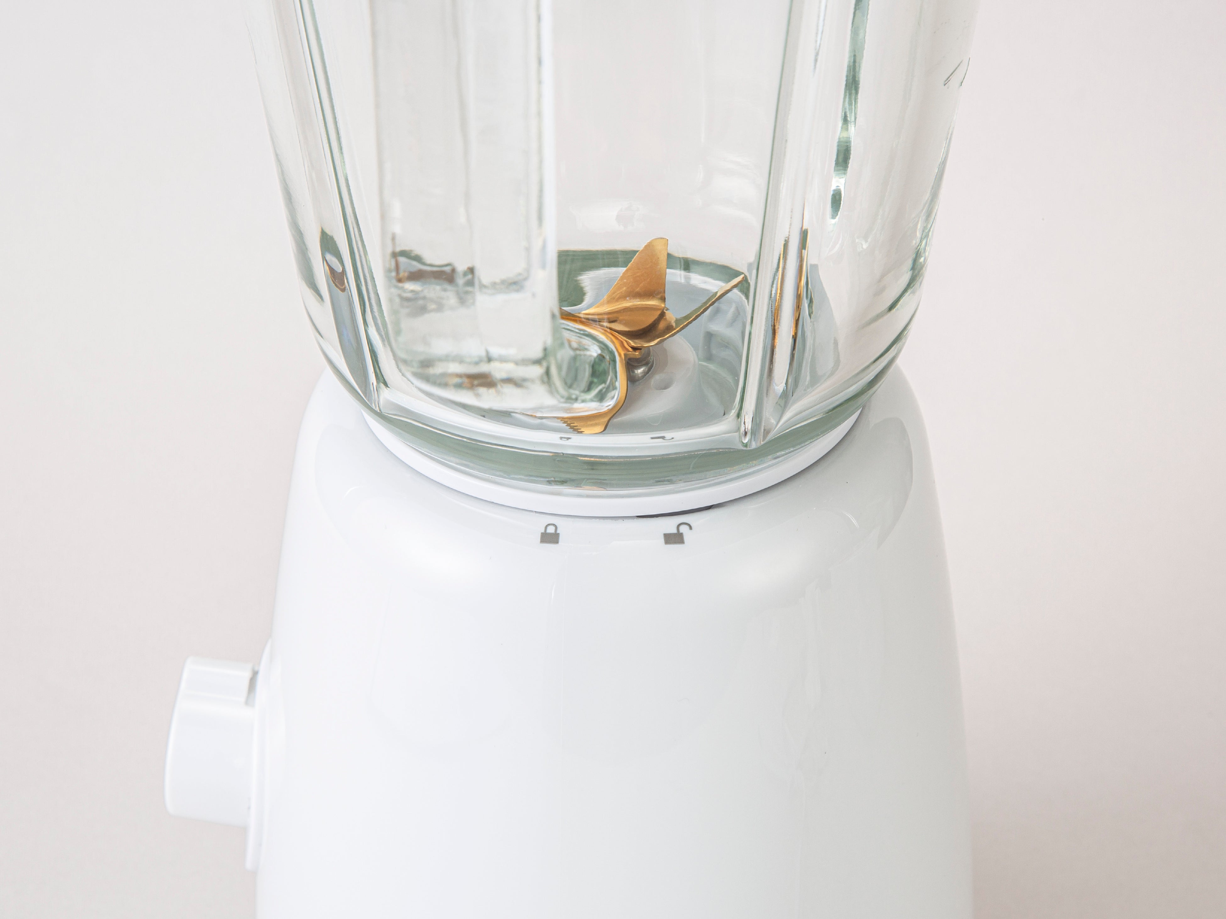 ニトリ】ハイパワー＆大容量で一度にたくさん作れる！1Lタイプのガラス