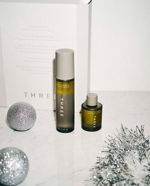 THREEのエッセンシャルセンツシリーズに、限定ギフトボックスが登場