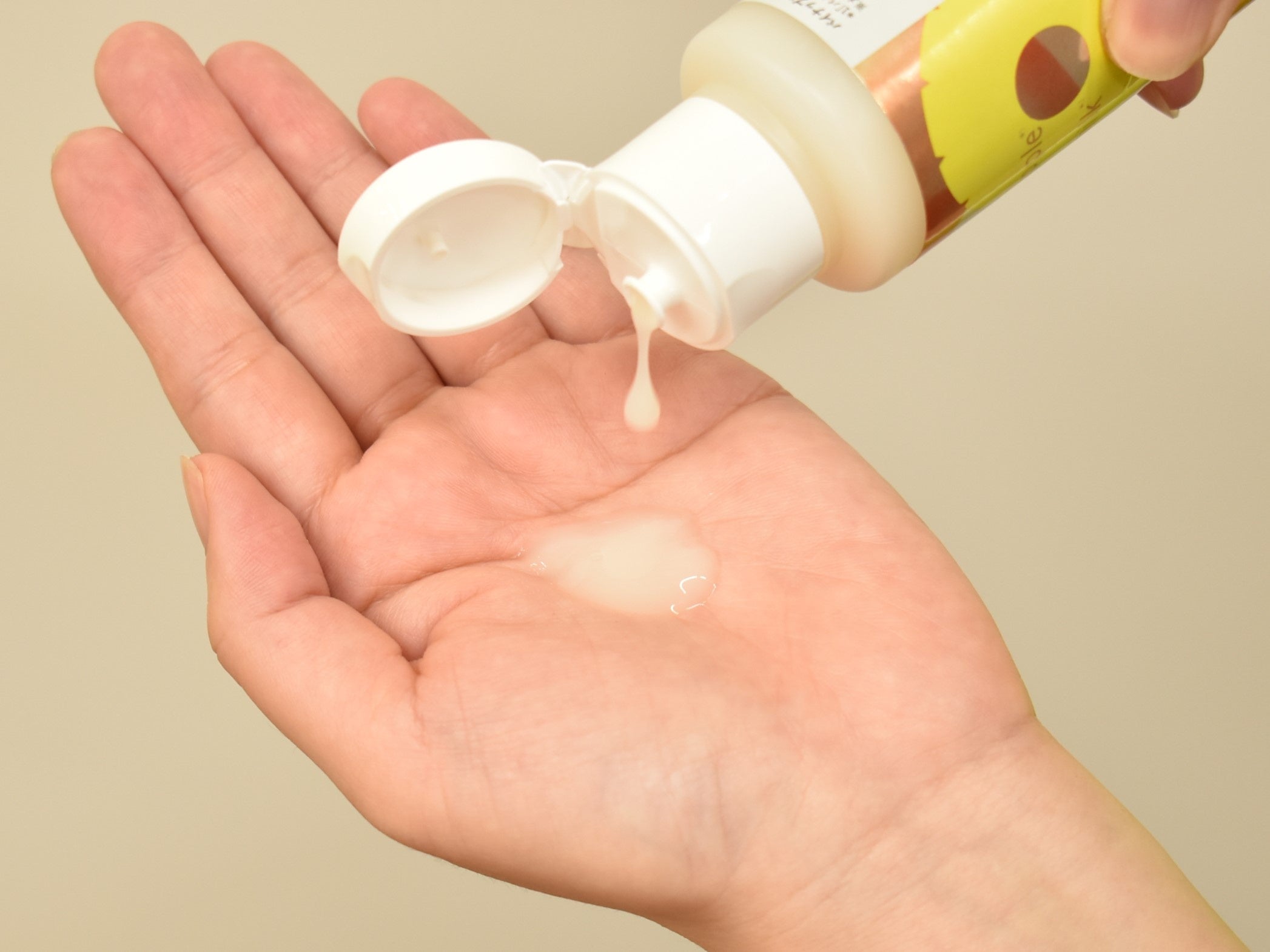 時短美容！ 1本で4つのケアができる新商品が1/10発売開始「【薬用