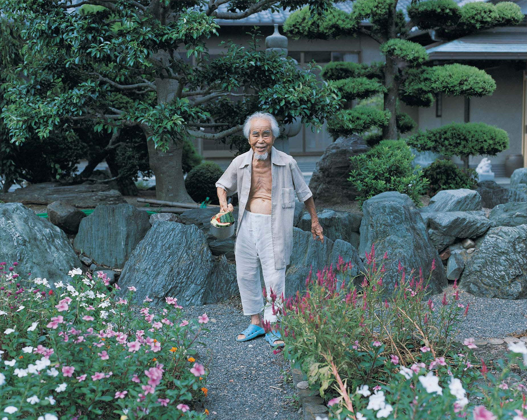 水島大介『おじいちゃんの写真集』刊行と写真展開催。祖父の生き様が