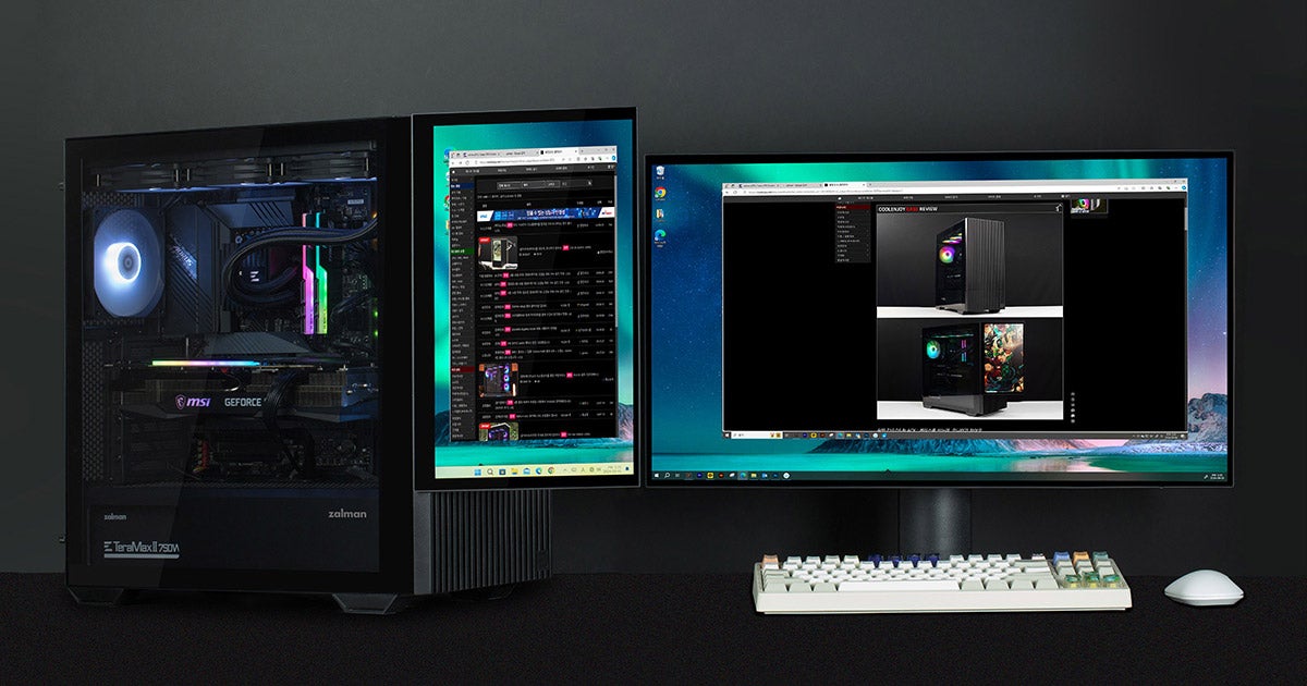 フロントに着脱可能な15.6型フルHDディスプレイを備えたミドルタワー型