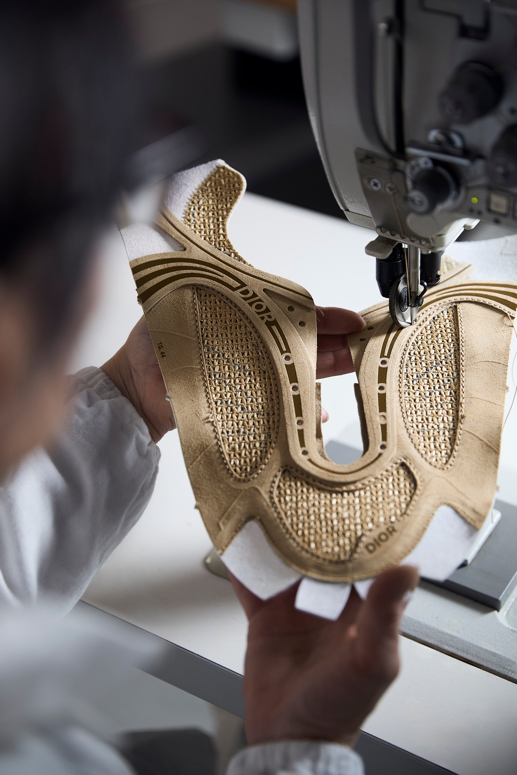 DIOR】「B35 NXXT」のサヴォワールフェール | クリスチャン