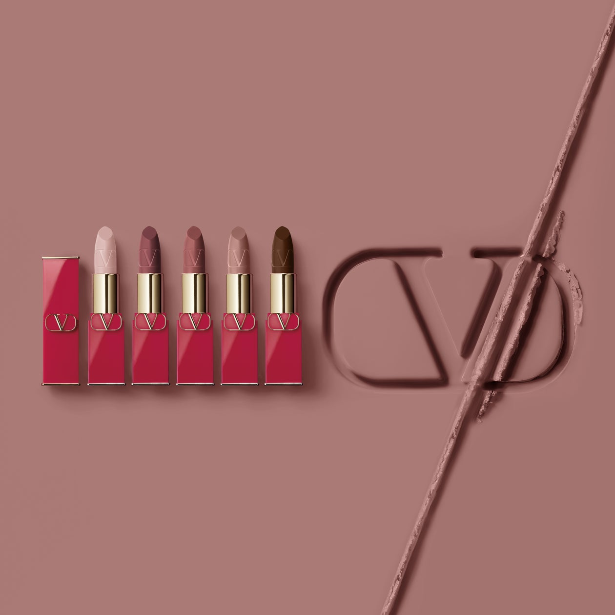 ヴァレンティノ ビューティより、「ロッソ ヴァレンティノ」にあなたの