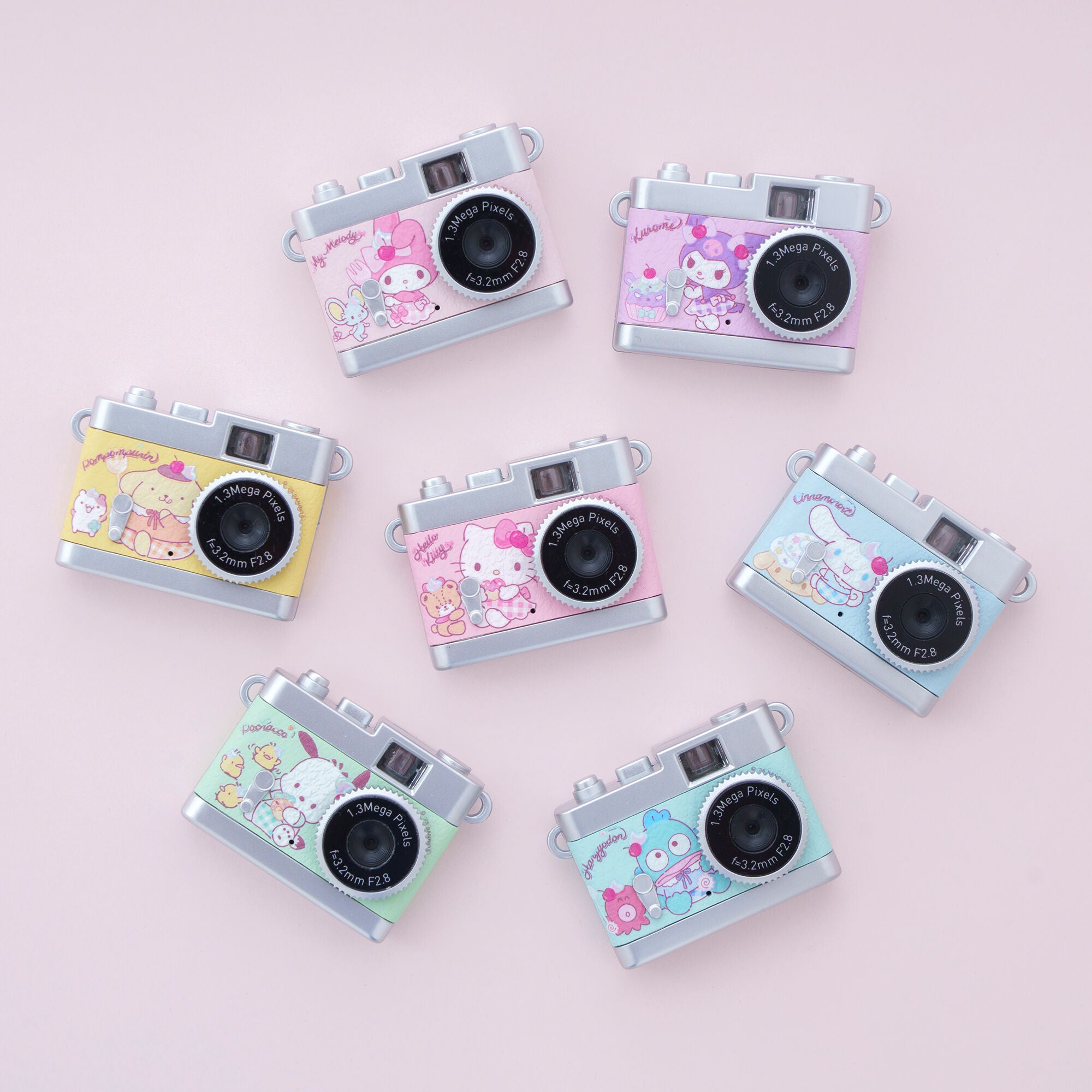 サンリオキャラクターモデルの超小型トイデジタルカメラ「サンリオ