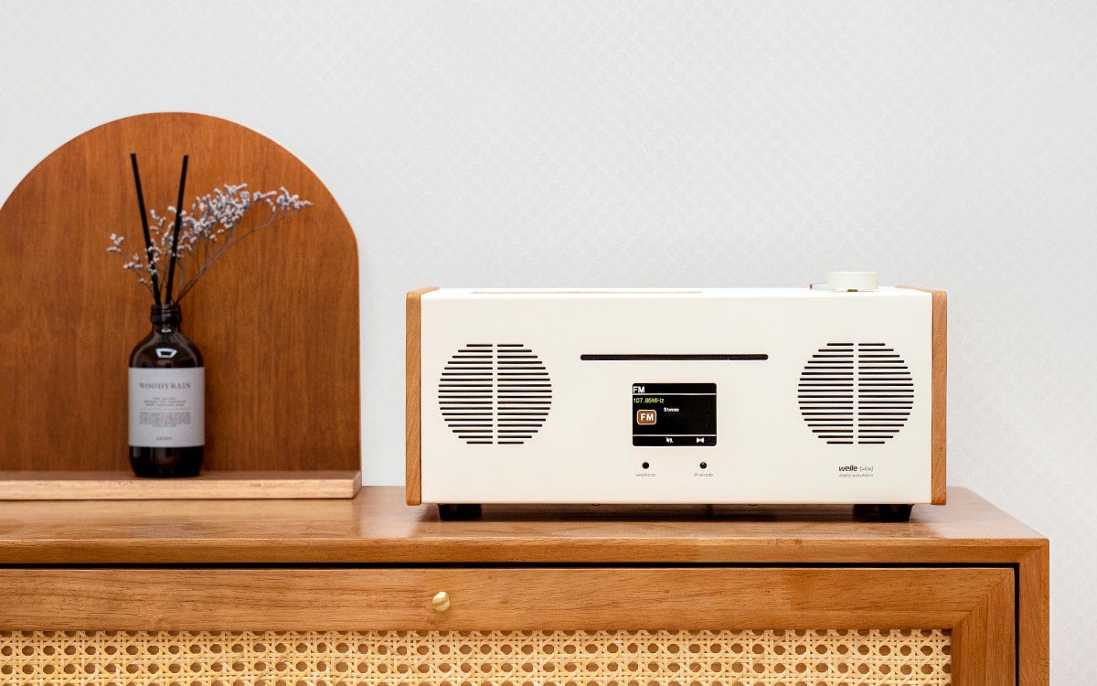 Welleより、ラジオ受信やEQ可能なデスクトップオーディオ「W401D」を