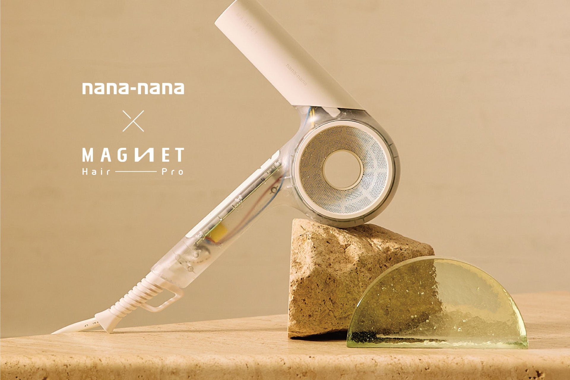 プロユースの多機能ドライヤー「マグネットへアプロ ドライヤーゼロ