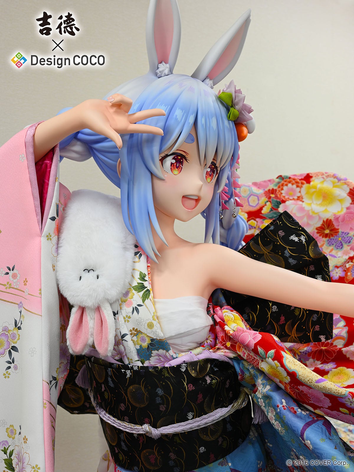 2023年兎年 “#全人類兎化計画” 兎田ぺこらが「等身大」＆「1/4スケール