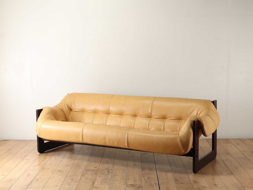 ブラジリアンモダンピースと北欧デザイナーズファニチャーを集めた