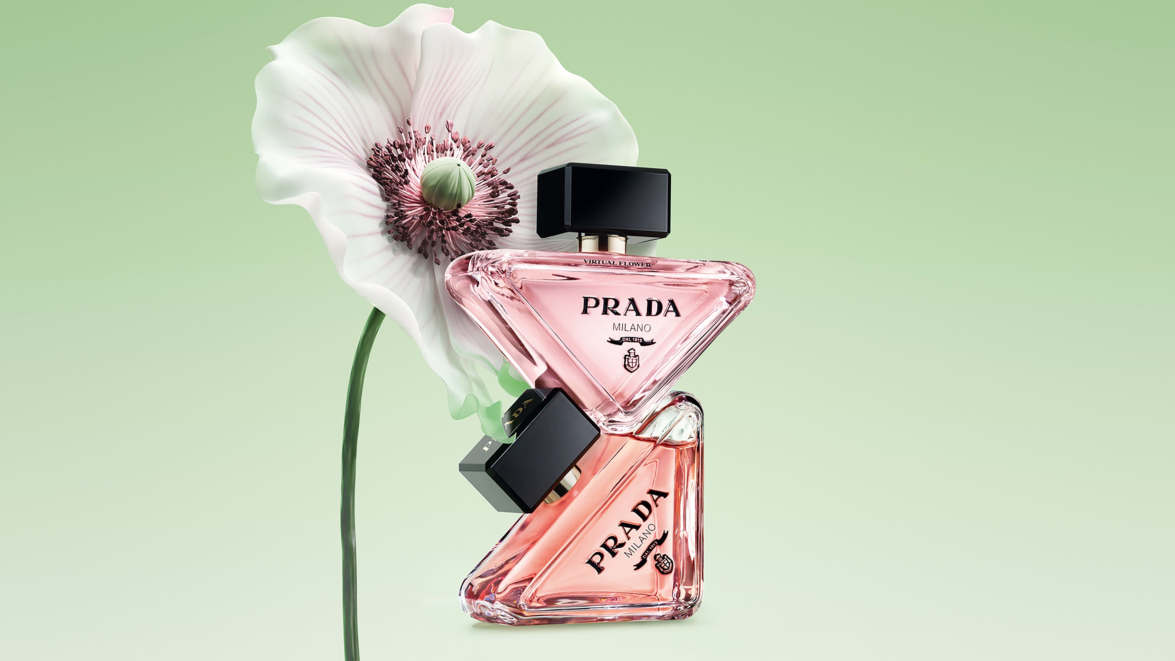 新作「プラダ パラドックス ヴァーチャル フラワー オーデパルファム
