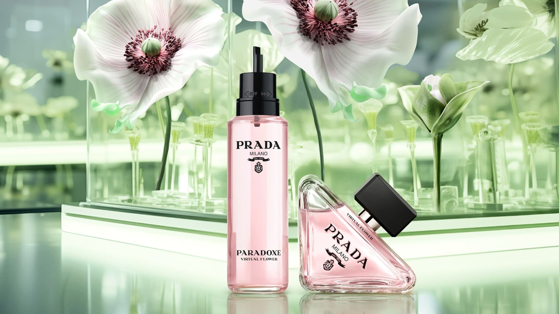 新作「プラダ パラドックス ヴァーチャル フラワー オーデパルファム