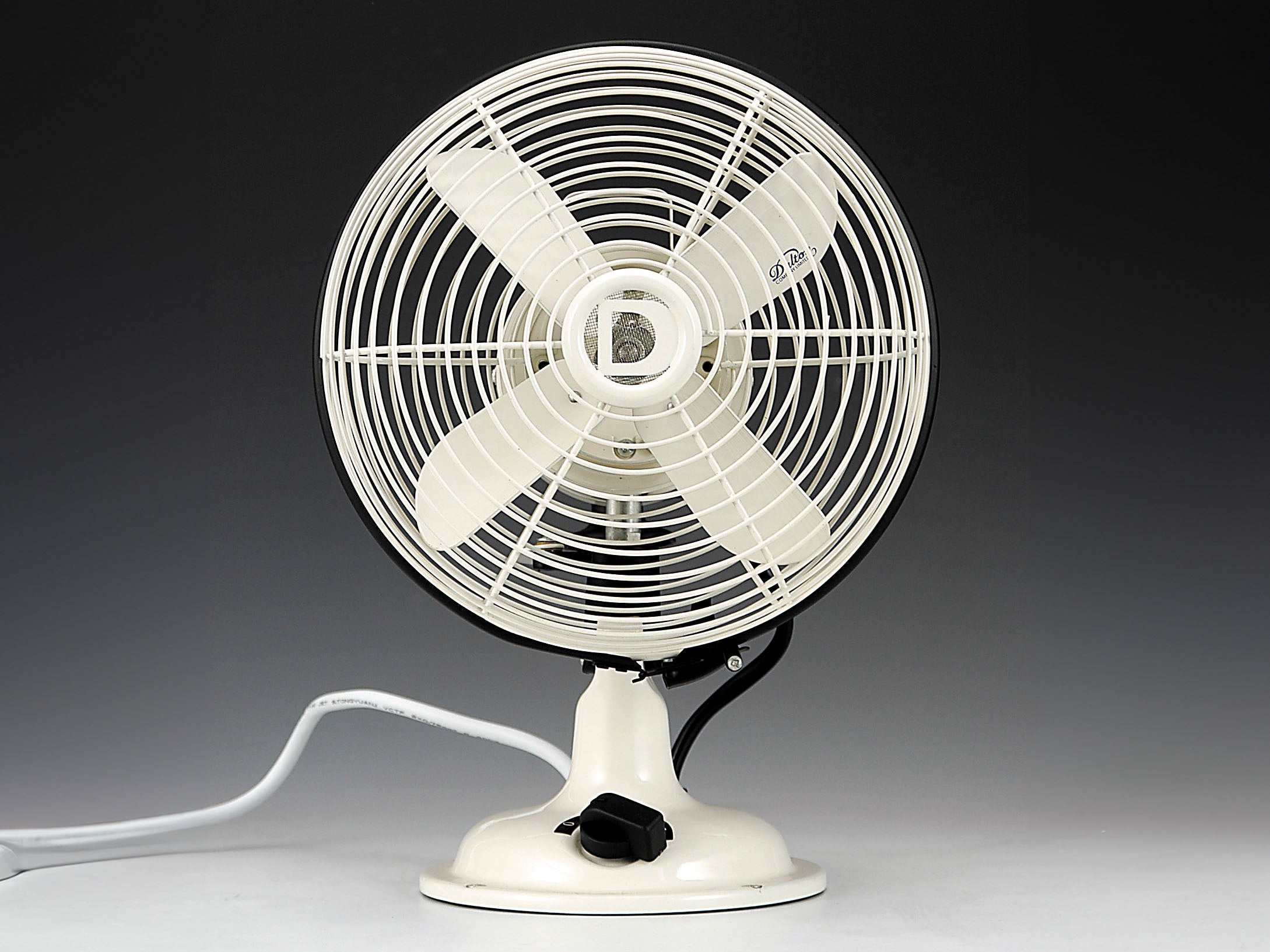 Delight electric レトロ扇風機 Delight electric レトロ扇風機