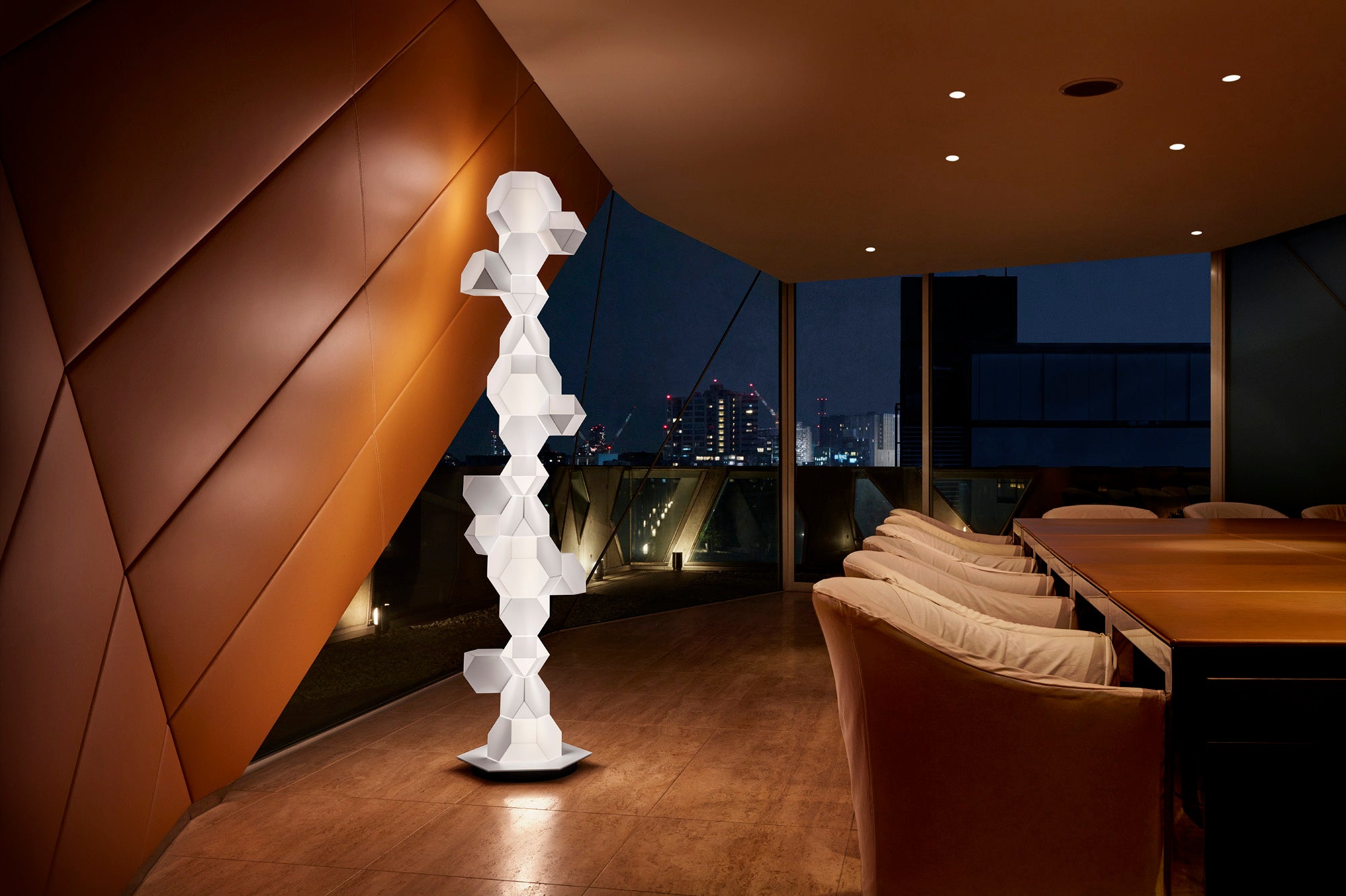 フランク・ロイド・ライト「TALIESIN」復刻30周年を記念 オマージュ