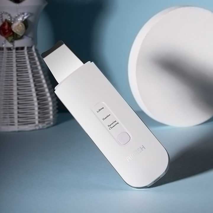 洗顔の常識を覆した美顔器「Ultrasound Spray Skin Scrubber」1月27日