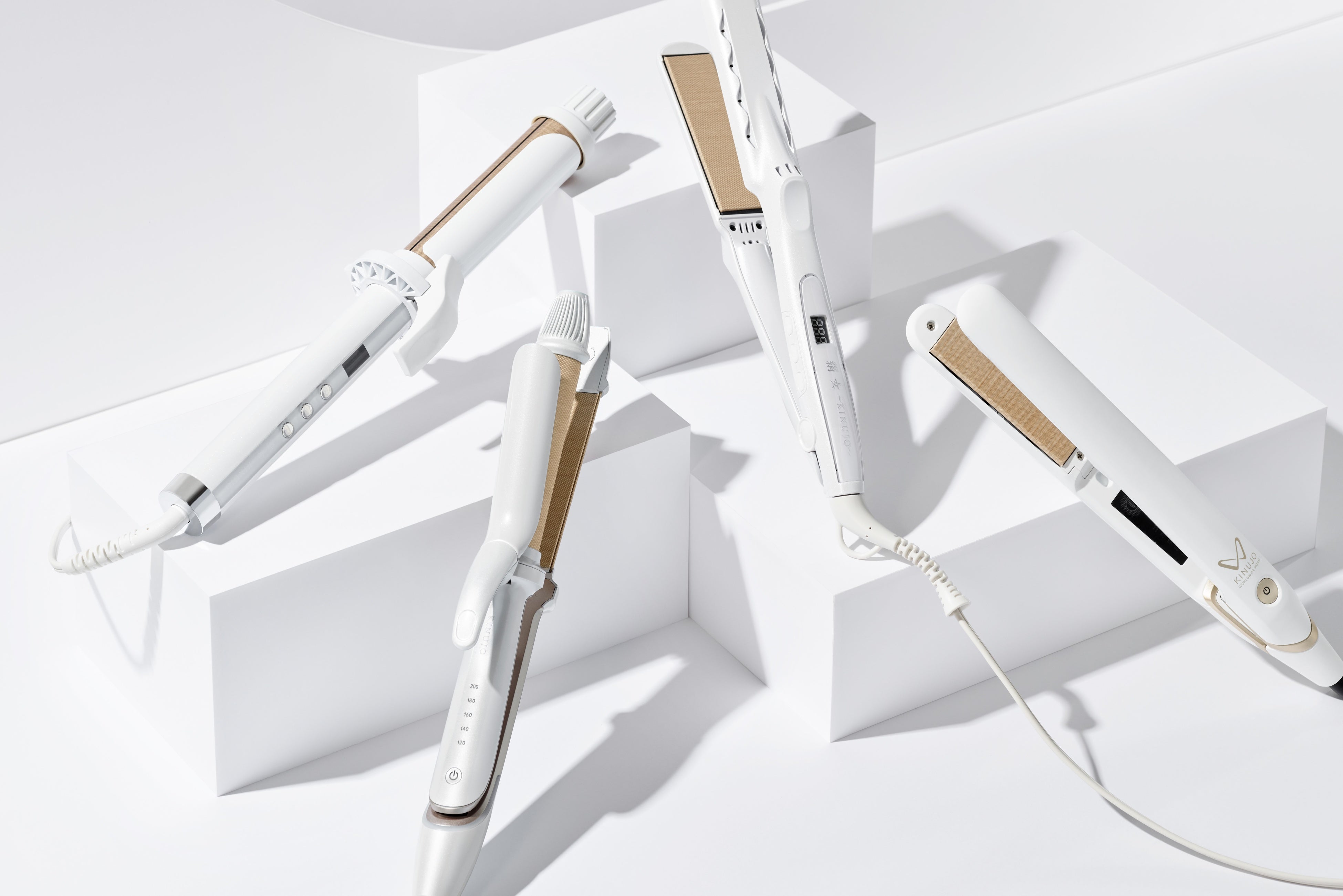 シルクプレート®ヘアアイロンの『KINUJO』から多様なシーンを彩る2