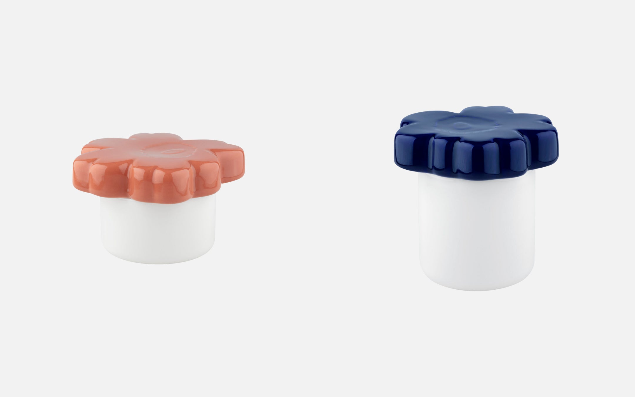 マリメッコ]誕生60周年のUnikkoを象ったプレートや日本限定のテーブル