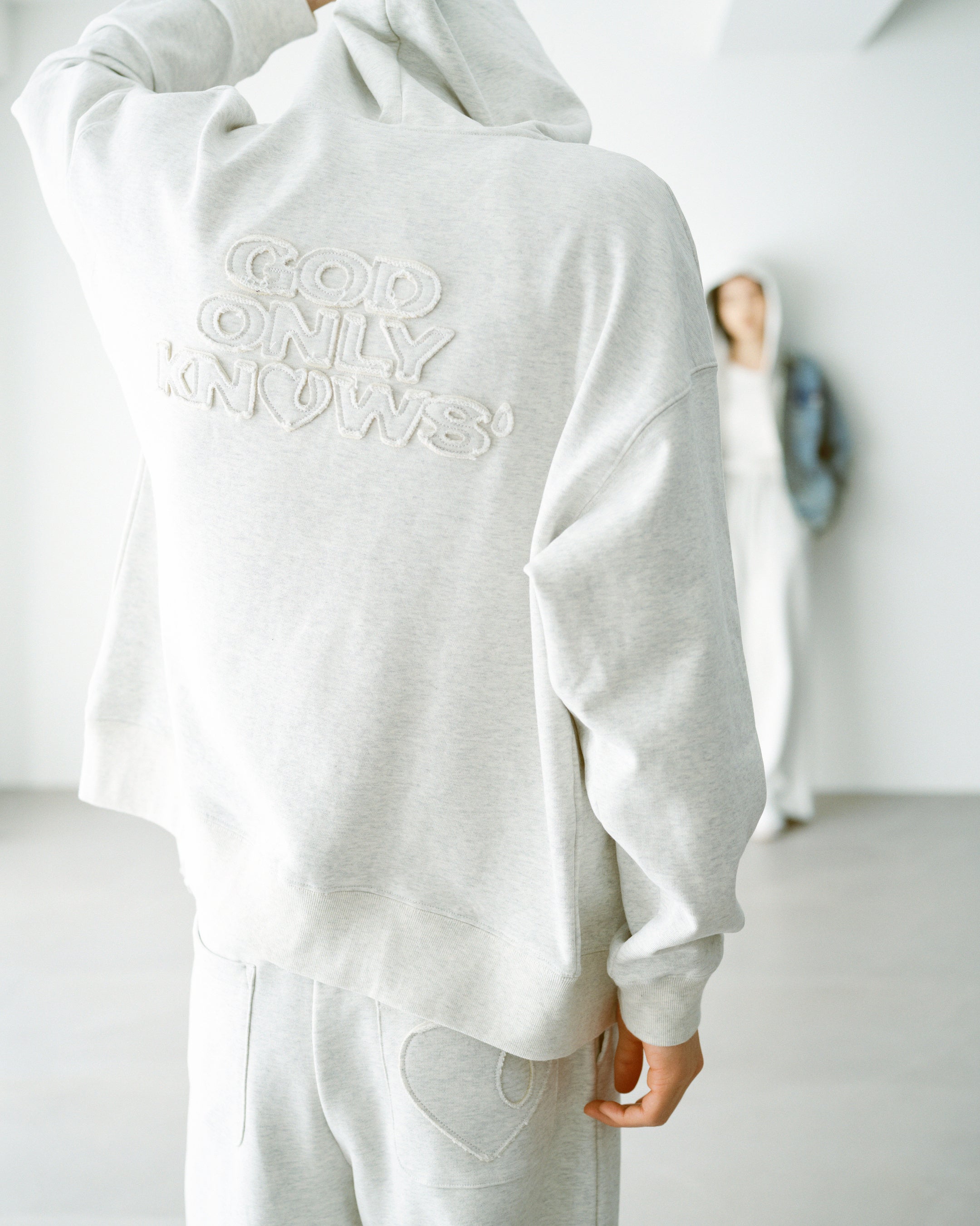 アーティストの岩田剛典がプロデュースするブランド「GOD ONLY KNOWS