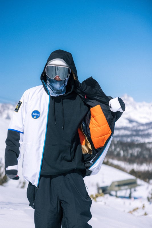 まるで宇宙服!?LA発スノーボードウェアトップブランド『686
