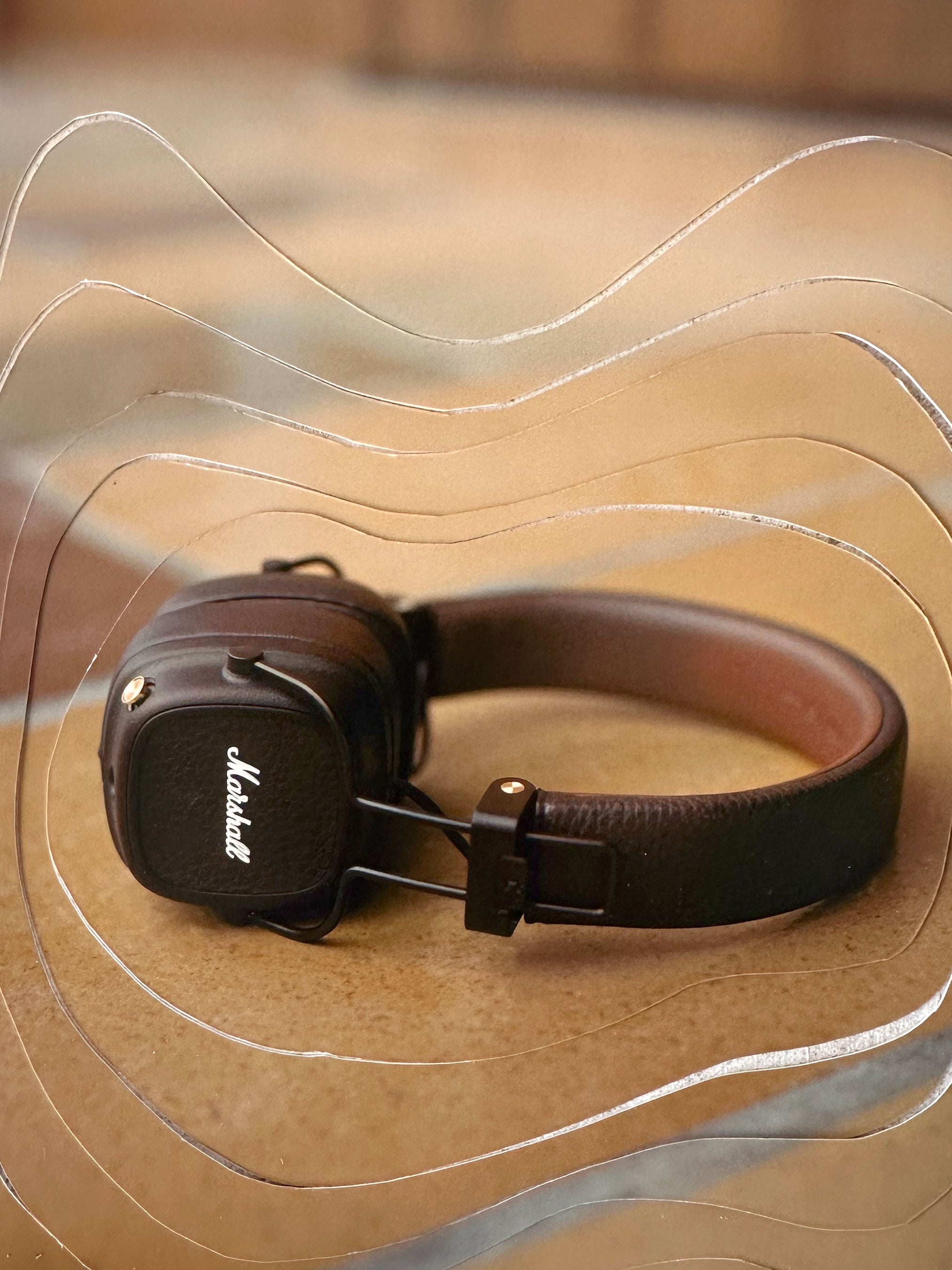 蔦屋家電・蔦屋書店】Marshallのワイヤレスヘッドホン「Major Ⅴ」新色