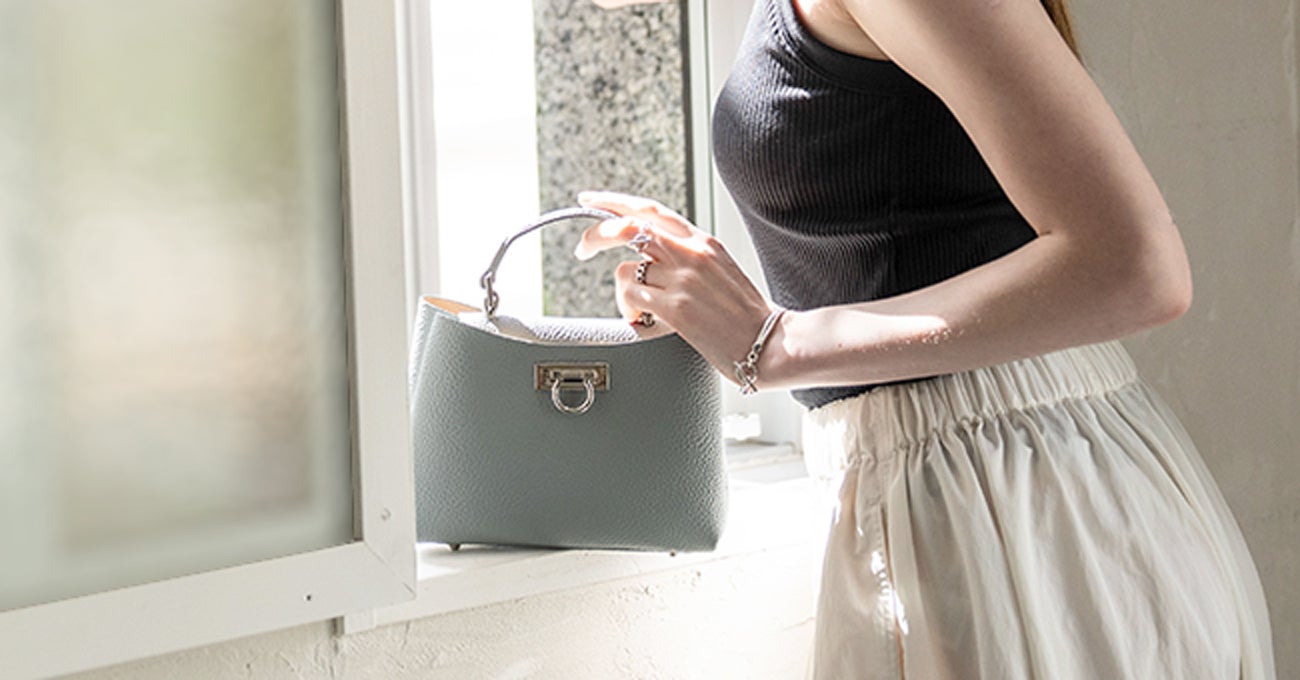 新作早割】エレガンスとキュートさの絶妙なバランス。大人の可愛さを