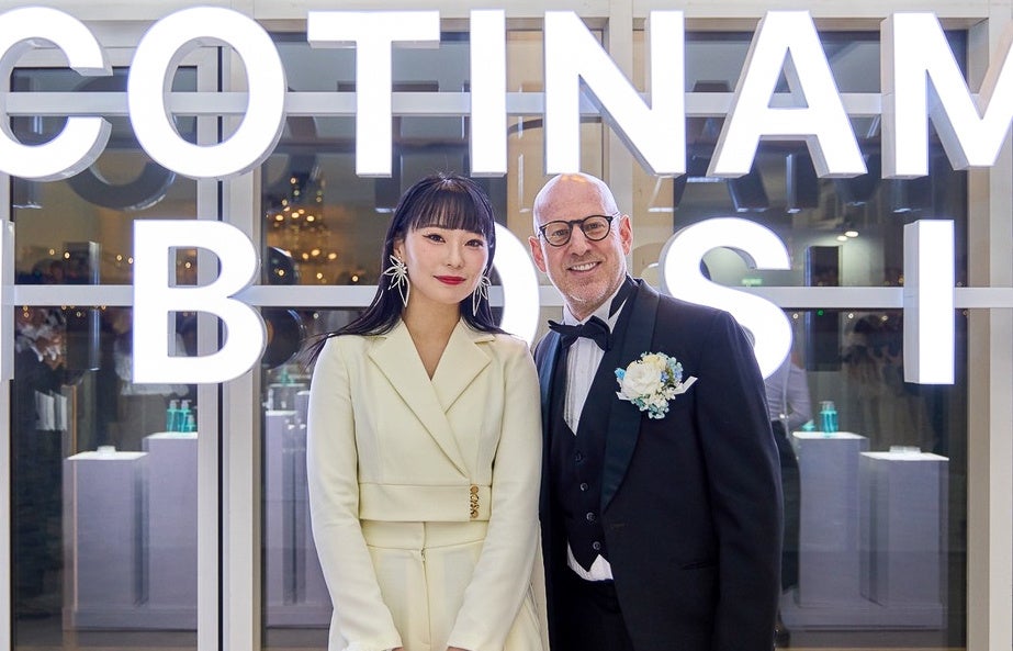 イベントレポート】「ぞうねこちゃんねる」のコマーサー”kana”が韓国の