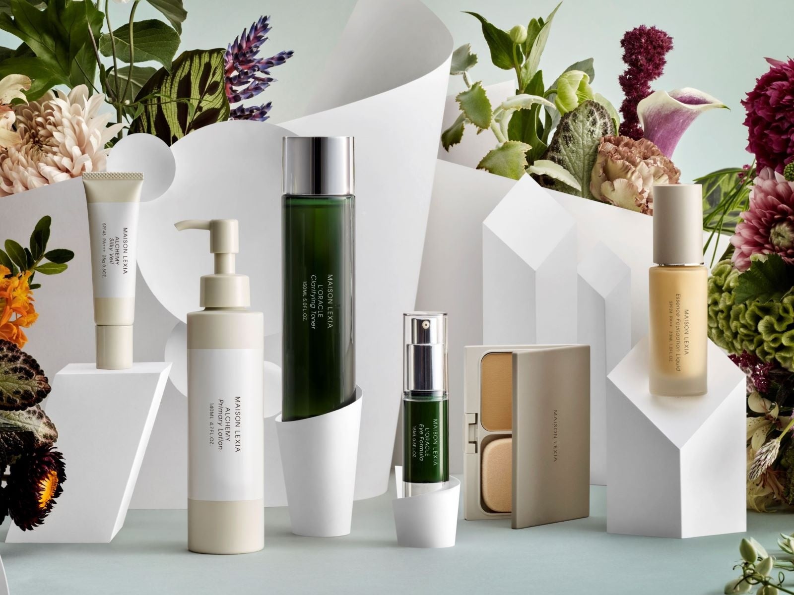 ホリデーシーズンを豊かに彩る、植物のパワーを凝縮した3種のコフレ