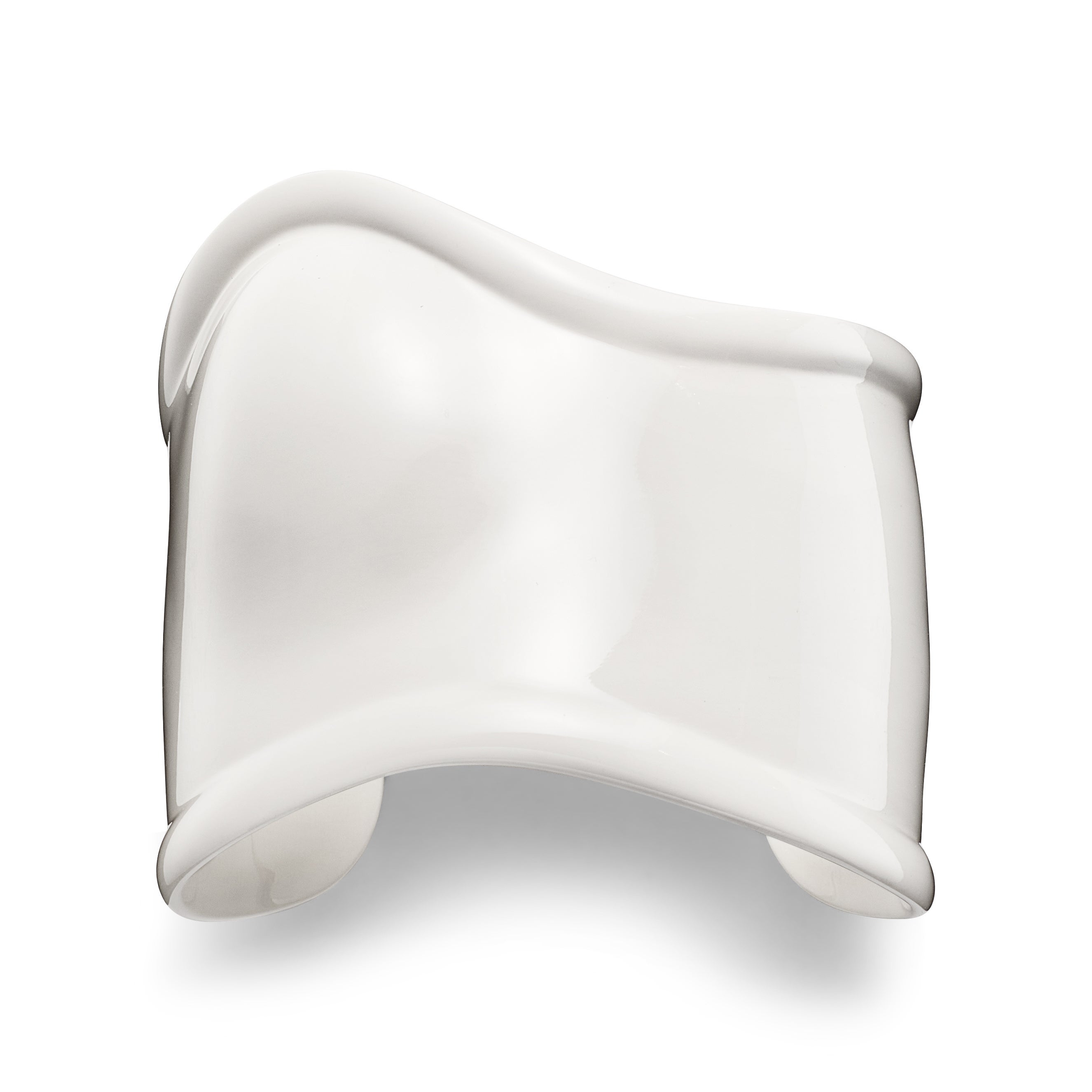 ティファニーから、母の日に贈りたいモダンで洗練された新作ジュエリー