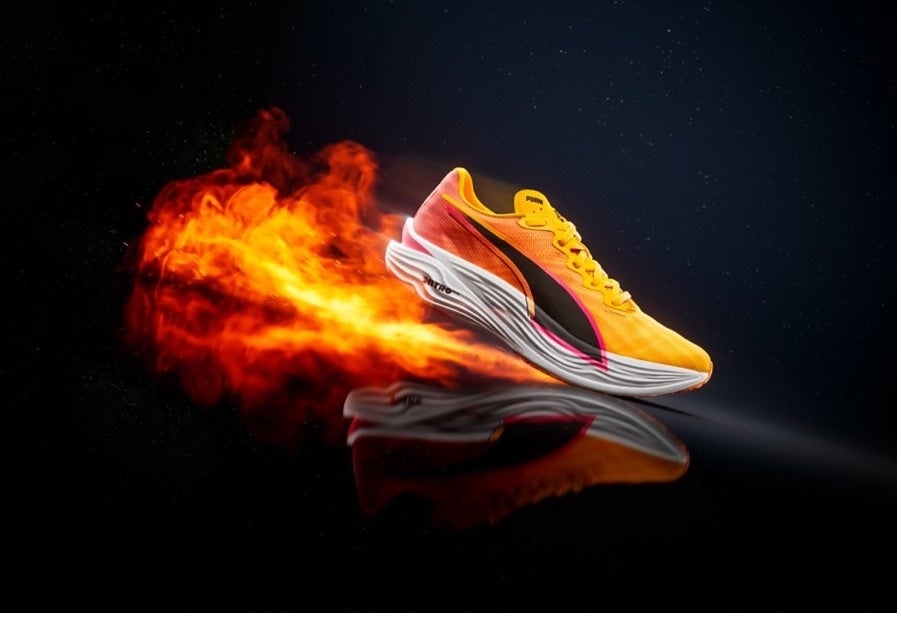 爆発的な反発力と軽量性を両立した新作ランニングシューズ「DEVIATE