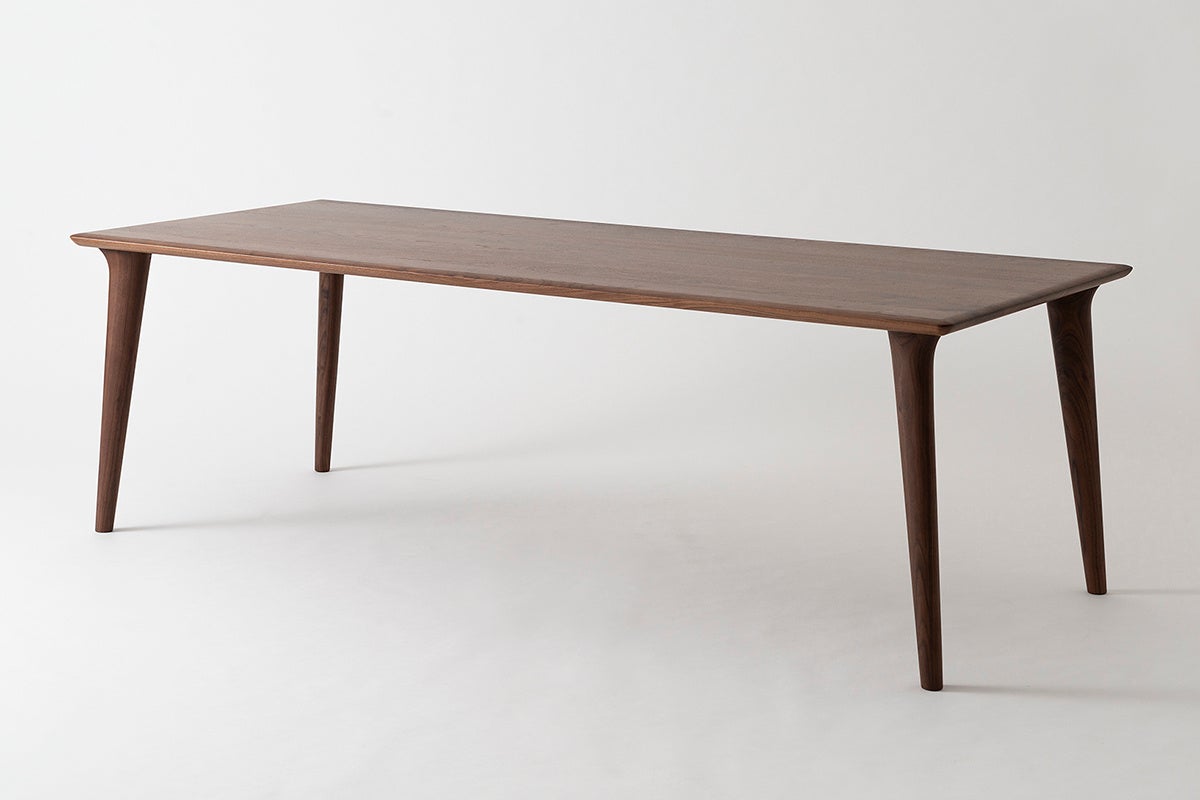 飛騨の家具フェスティバルにてダイニングテーブルなど新作を発表、もの