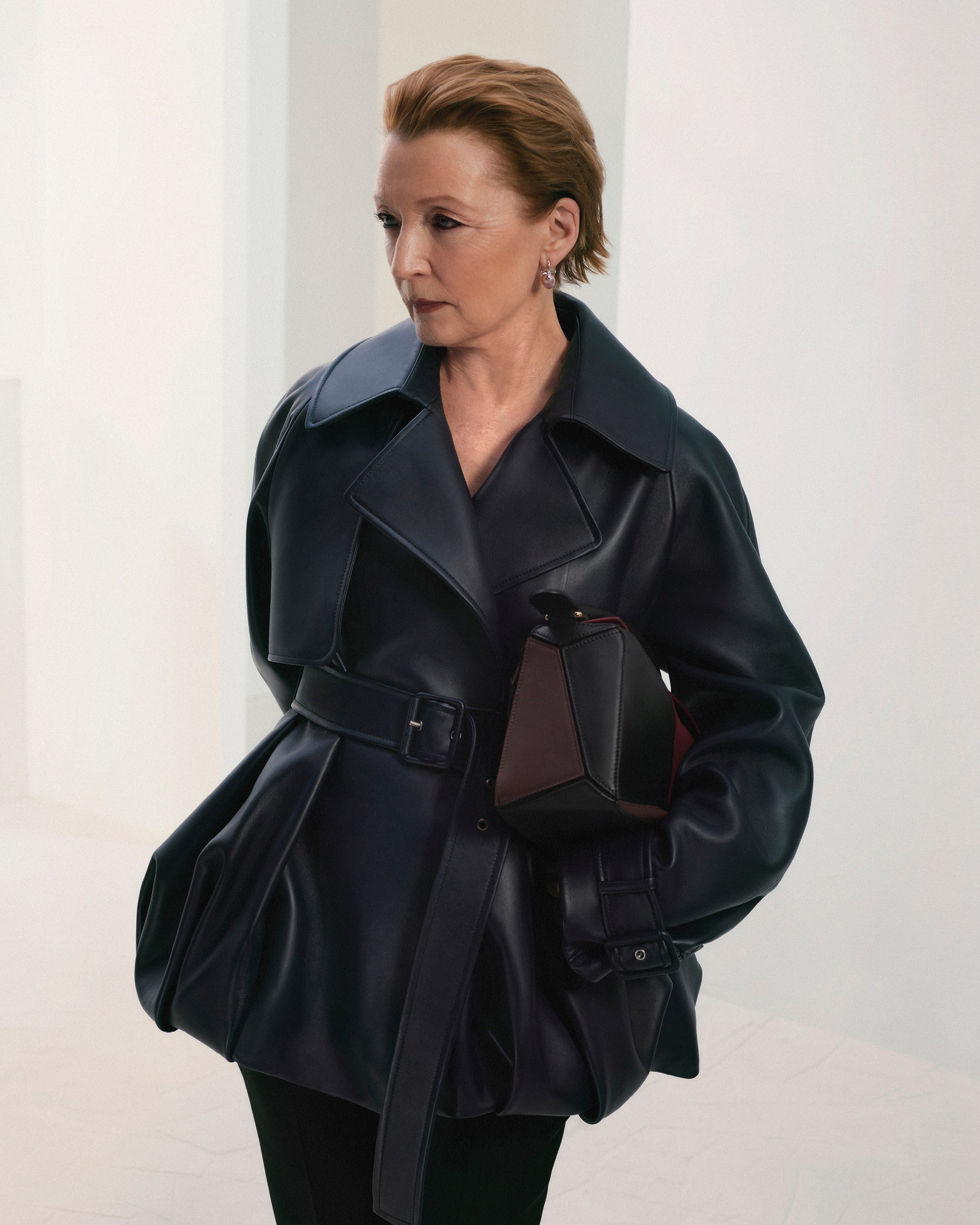 ロエベ】レザーとクラフトの最高峰。革新と伝統を束ねるベルテッド