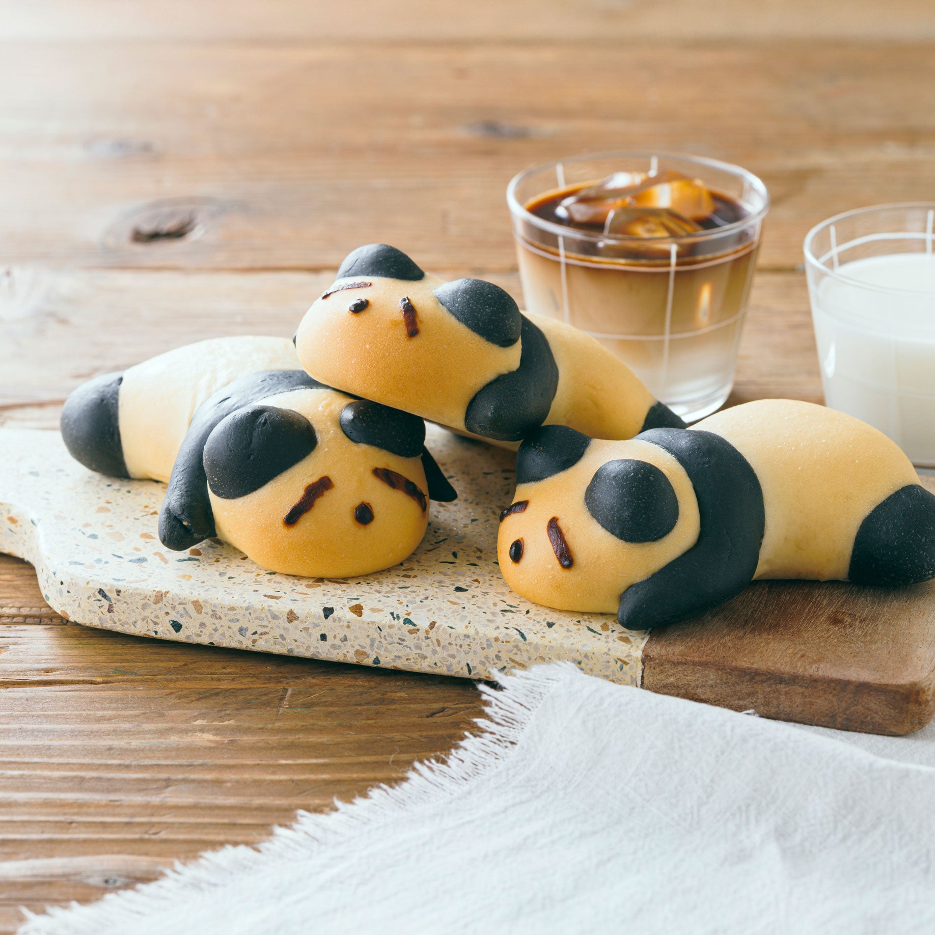 木村屋總本店】＜新商品＞癒し系パンが新登場！お昼寝ポーズの「パンダ