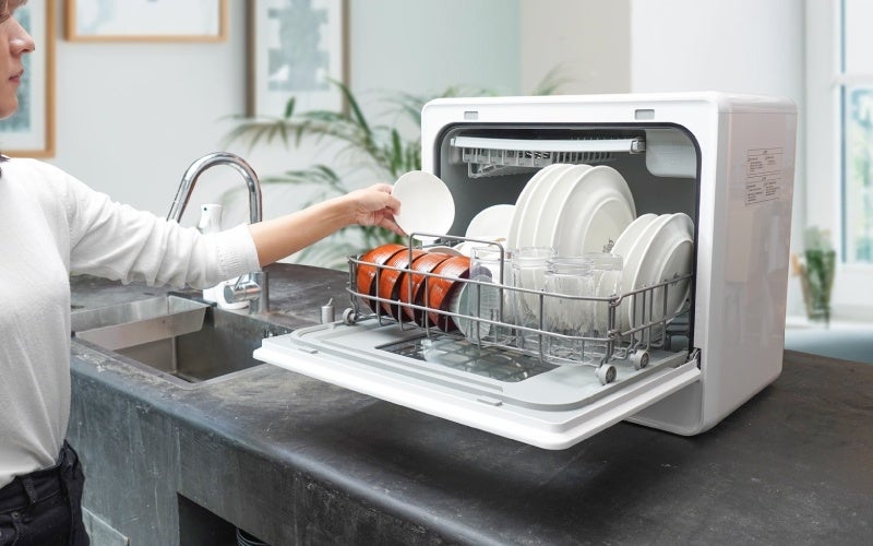 タンク式食器洗い乾燥機「ラクア ファミリーワイド」』を発売